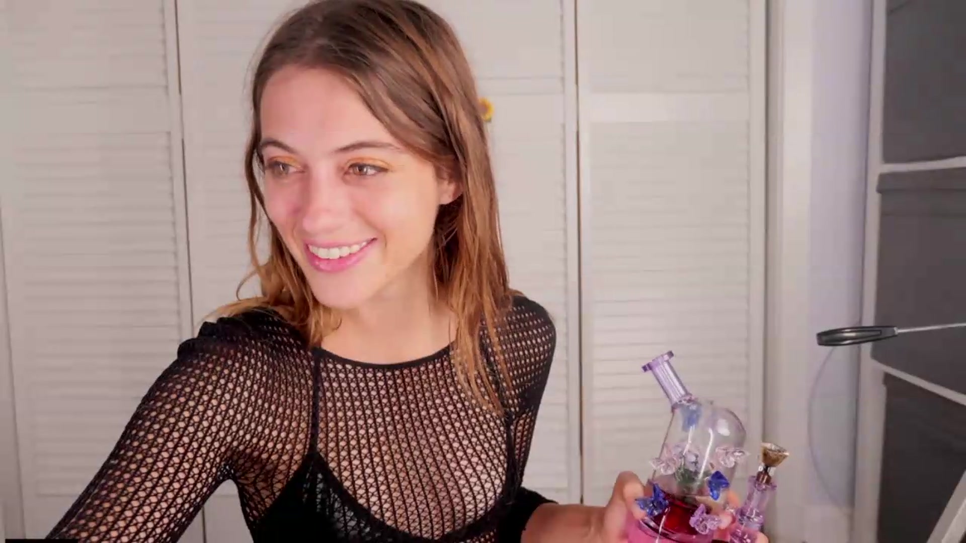Gallery image thumbnail from NaomiDee's myfreecams stream on, 07/19/2026, 08:05 image 15 of 20