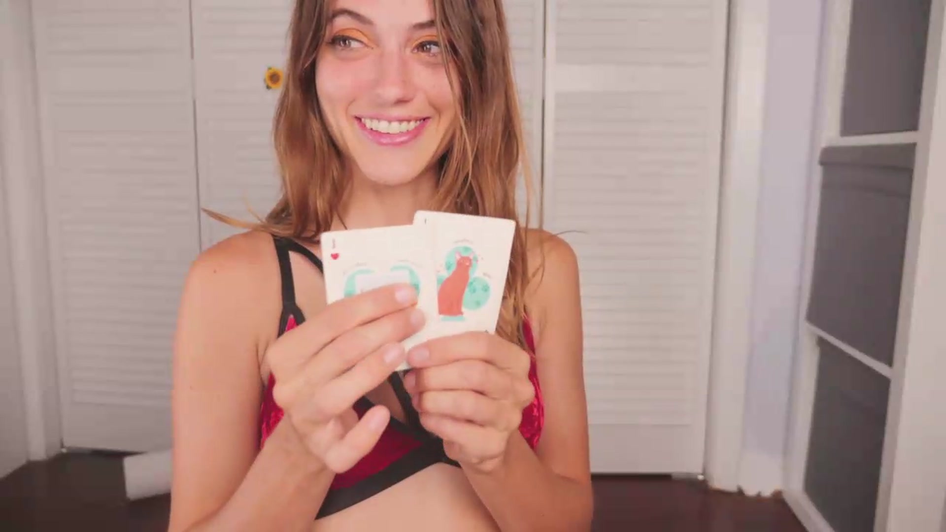 Gallery image thumbnail from NaomiDee's myfreecams stream on, 07/26/2026, 10:36 image 2 of 20