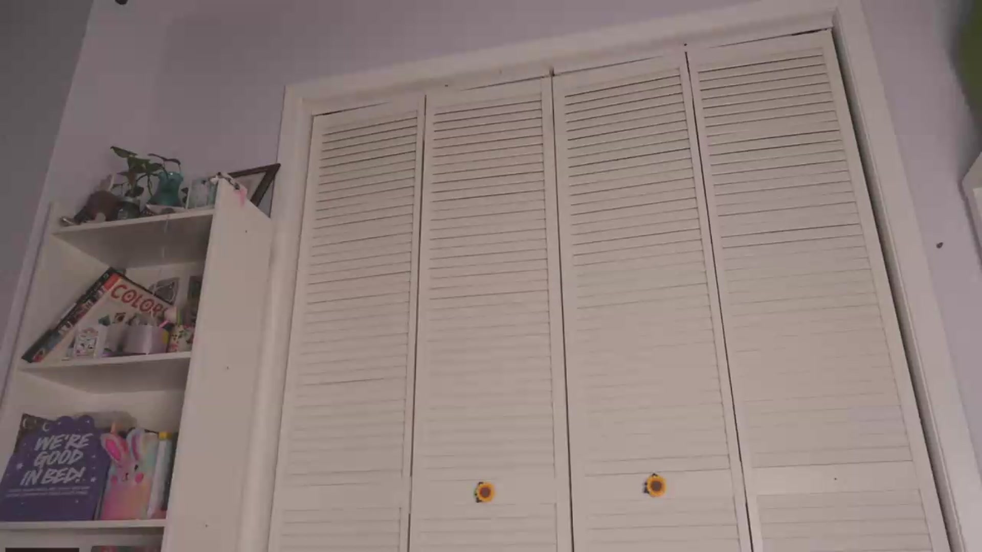 Gallery image thumbnail from NaomiDee's myfreecams stream on, 08/01/2026, 08:10 image 14 of 20