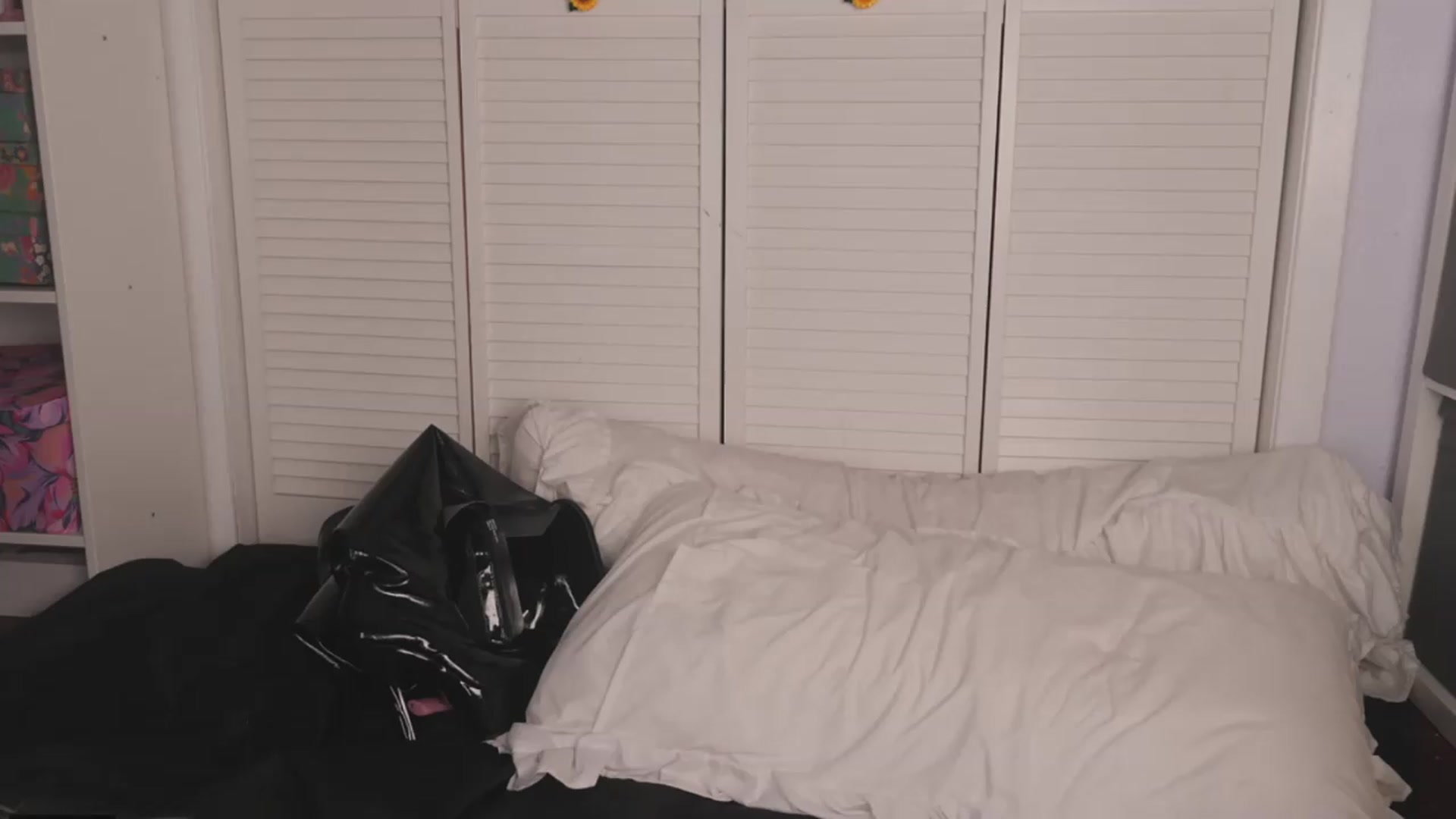 Gallery image thumbnail from NaomiDee's myfreecams stream on, 08/01/2026, 09:26 image 1 of 20