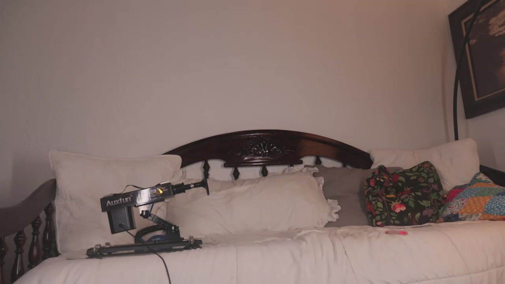 Gallery image thumbnail from NaomiDee's myfreecams stream on, 08/04/2026, 05:02 image 10 of 20