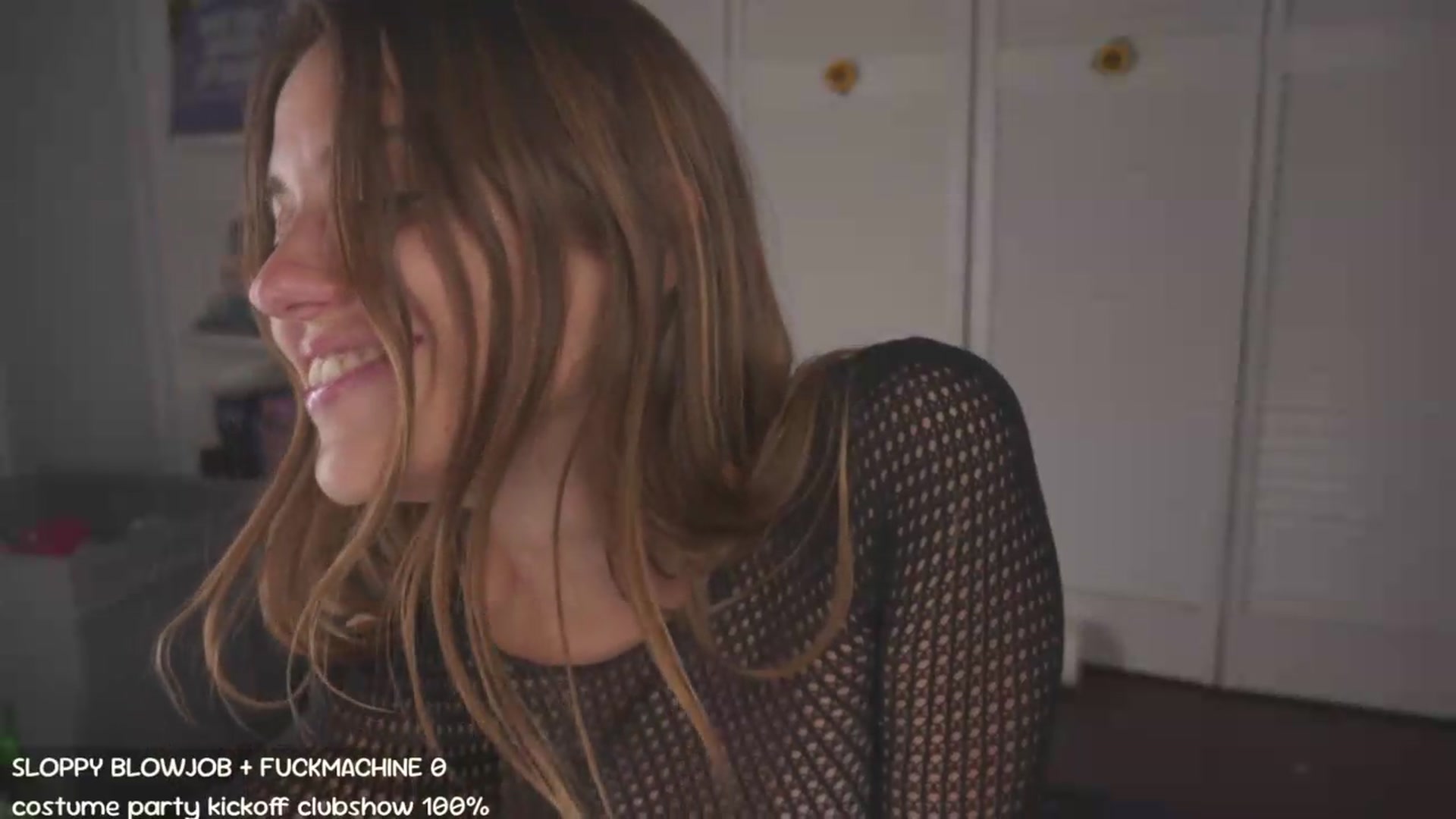 Gallery image thumbnail from NaomiDee's myfreecams stream on, 09/19/2026, 12:08 image 19 of 20
