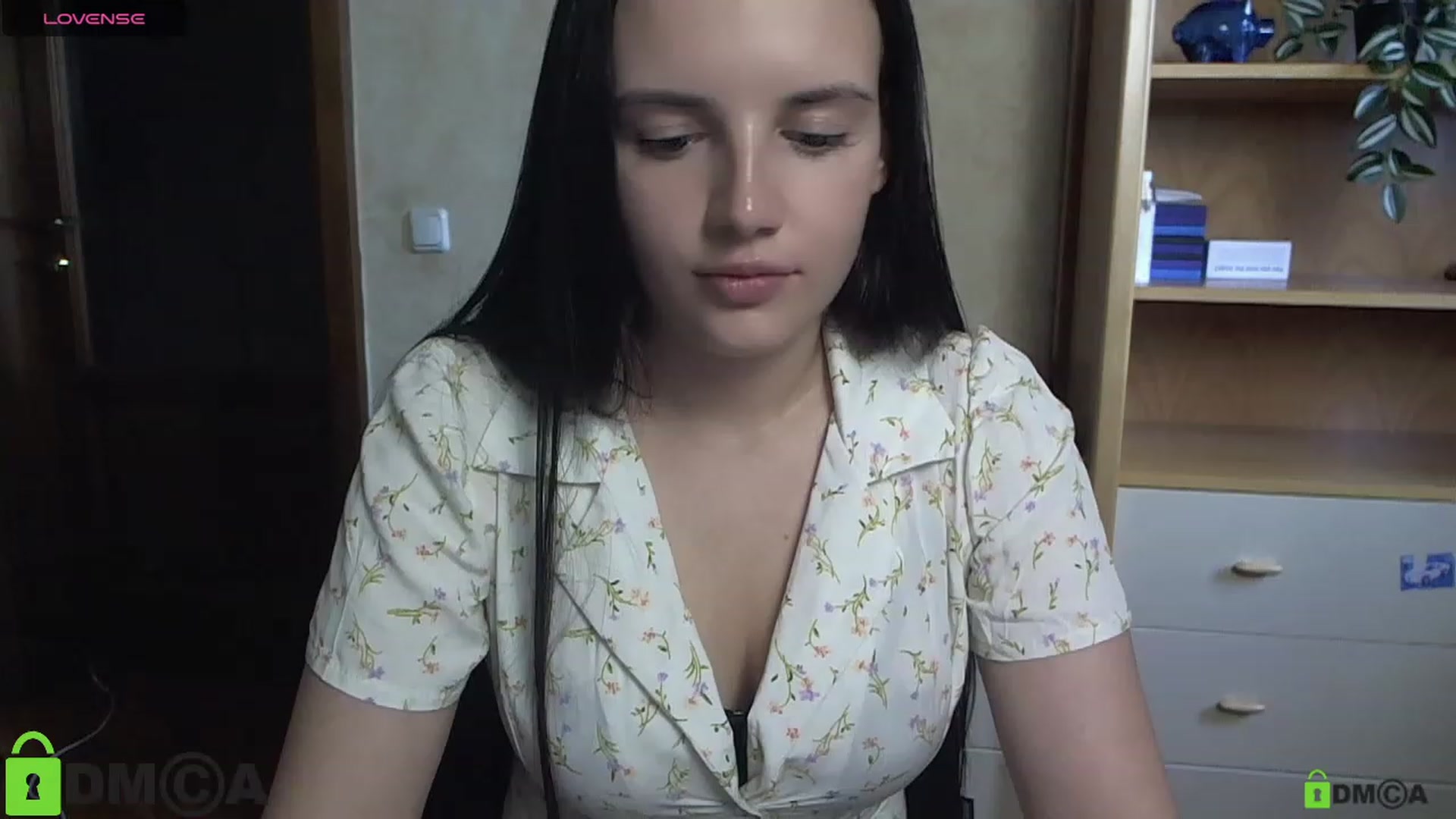 Gallery image thumbnail from NaomiGeorge's myfreecams stream on, 09/04/2023, 12:53 image 12 of 20