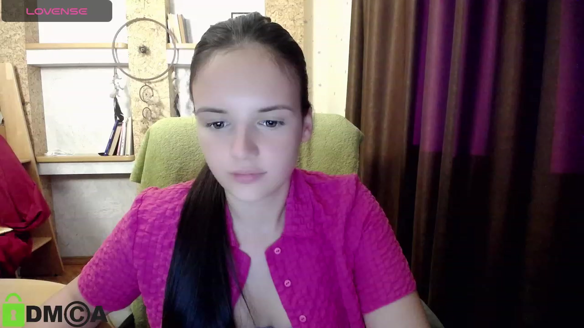 Gallery image thumbnail from NaomiGeorge's myfreecams stream on, 09/05/2023, 17:17 image 7 of 20