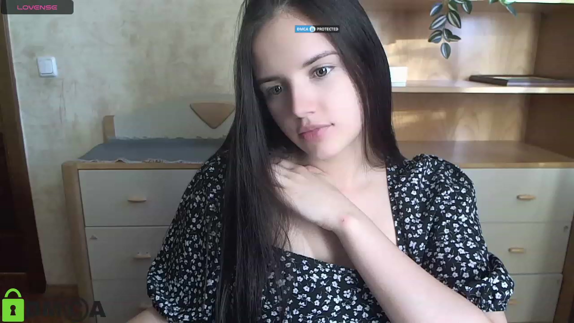 Gallery image thumbnail from NaomiGeorge's myfreecams stream on, 09/11/2023, 15:22 image 11 of 20