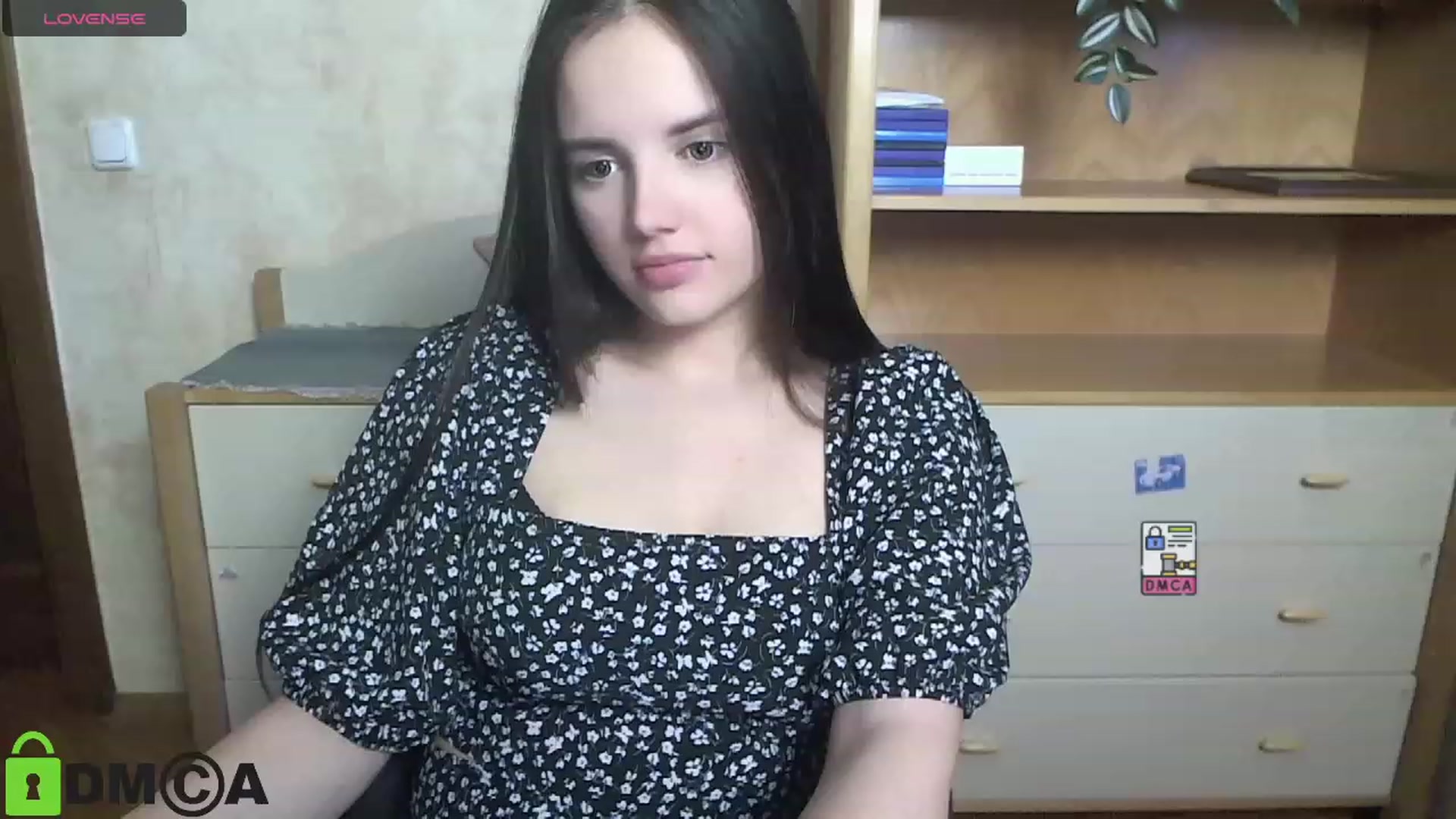 Gallery image thumbnail from NaomiGeorge's myfreecams stream on, 09/11/2023, 17:00 image 8 of 20