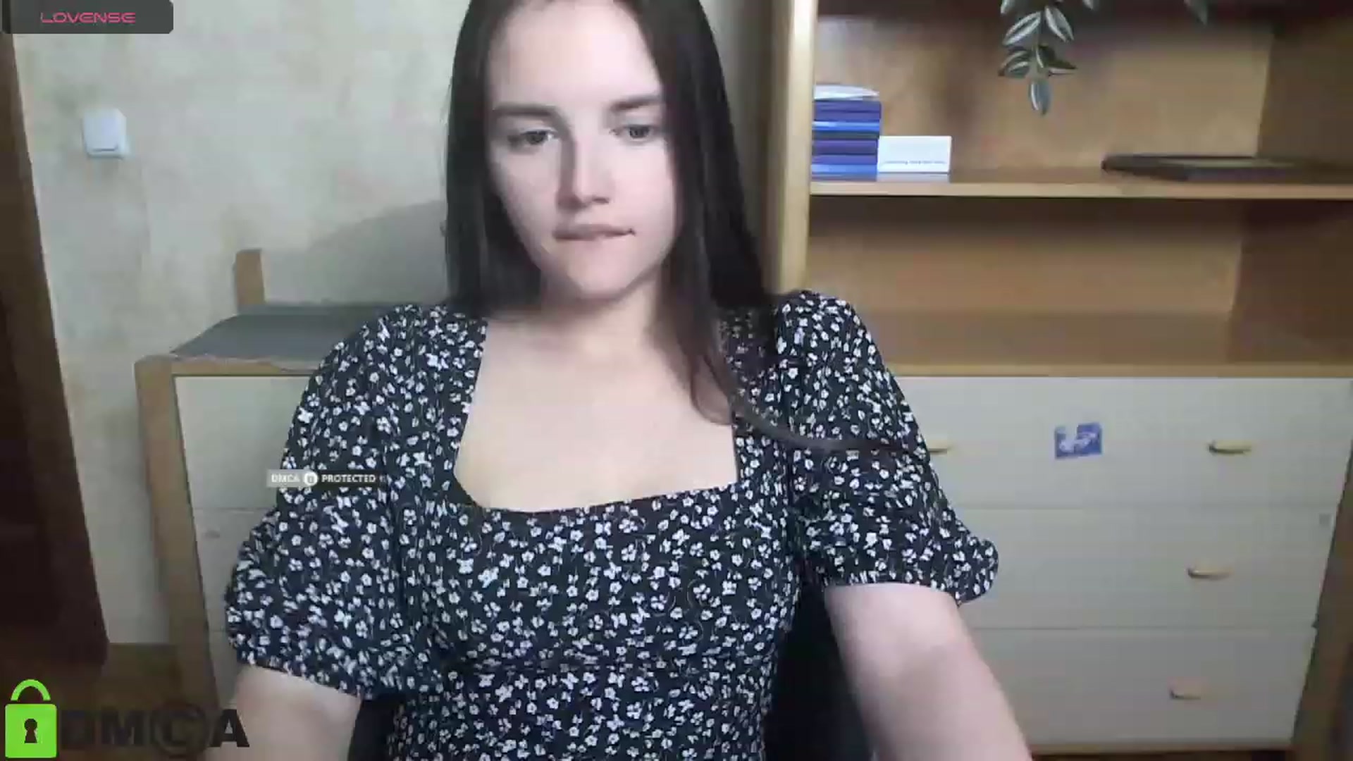 Gallery image thumbnail from NaomiGeorge's myfreecams stream on, 09/11/2023, 17:00 image 14 of 20