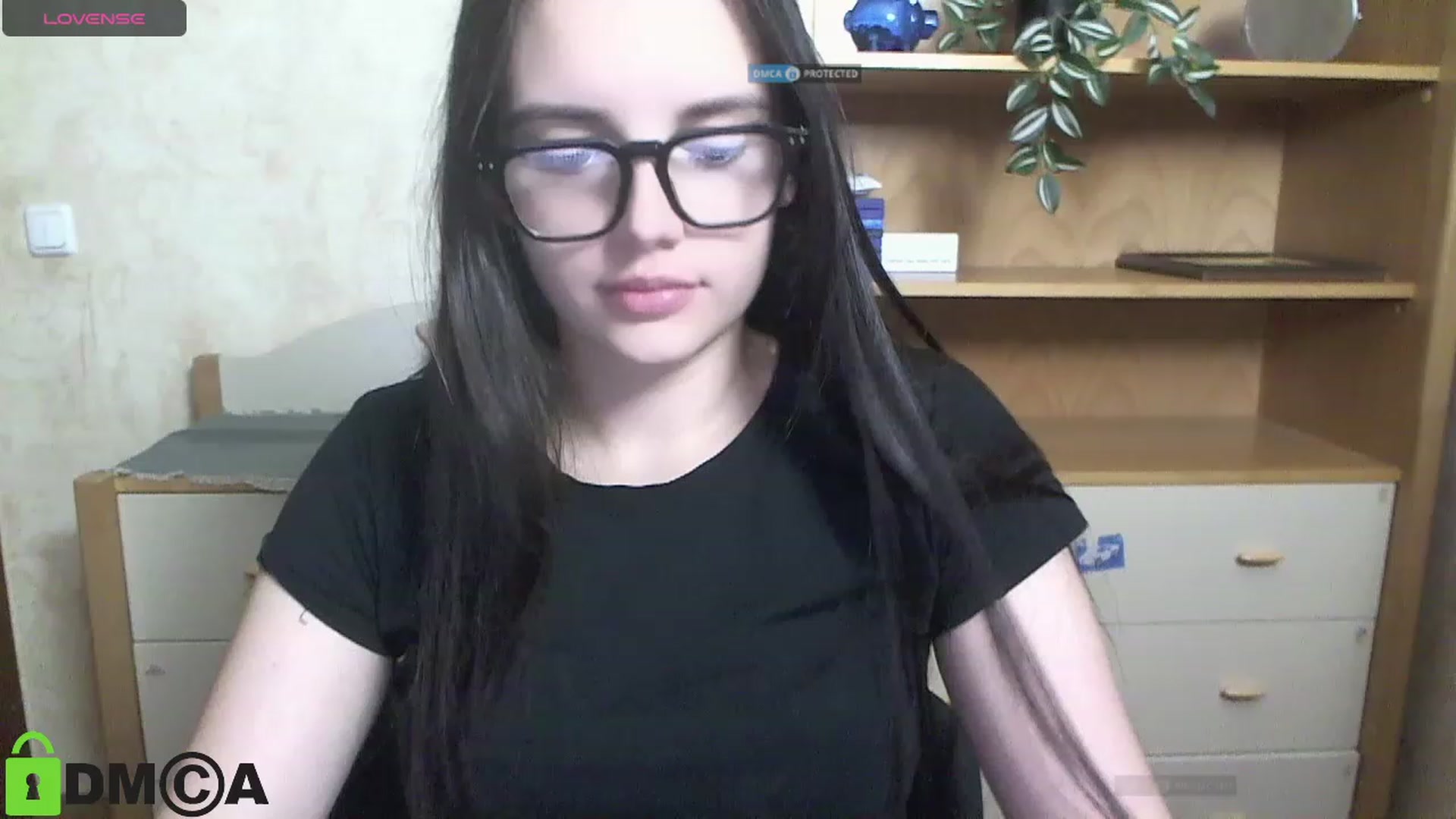 Gallery image thumbnail from NaomiGeorge's myfreecams stream on, 09/12/2023, 17:33 image 15 of 20
