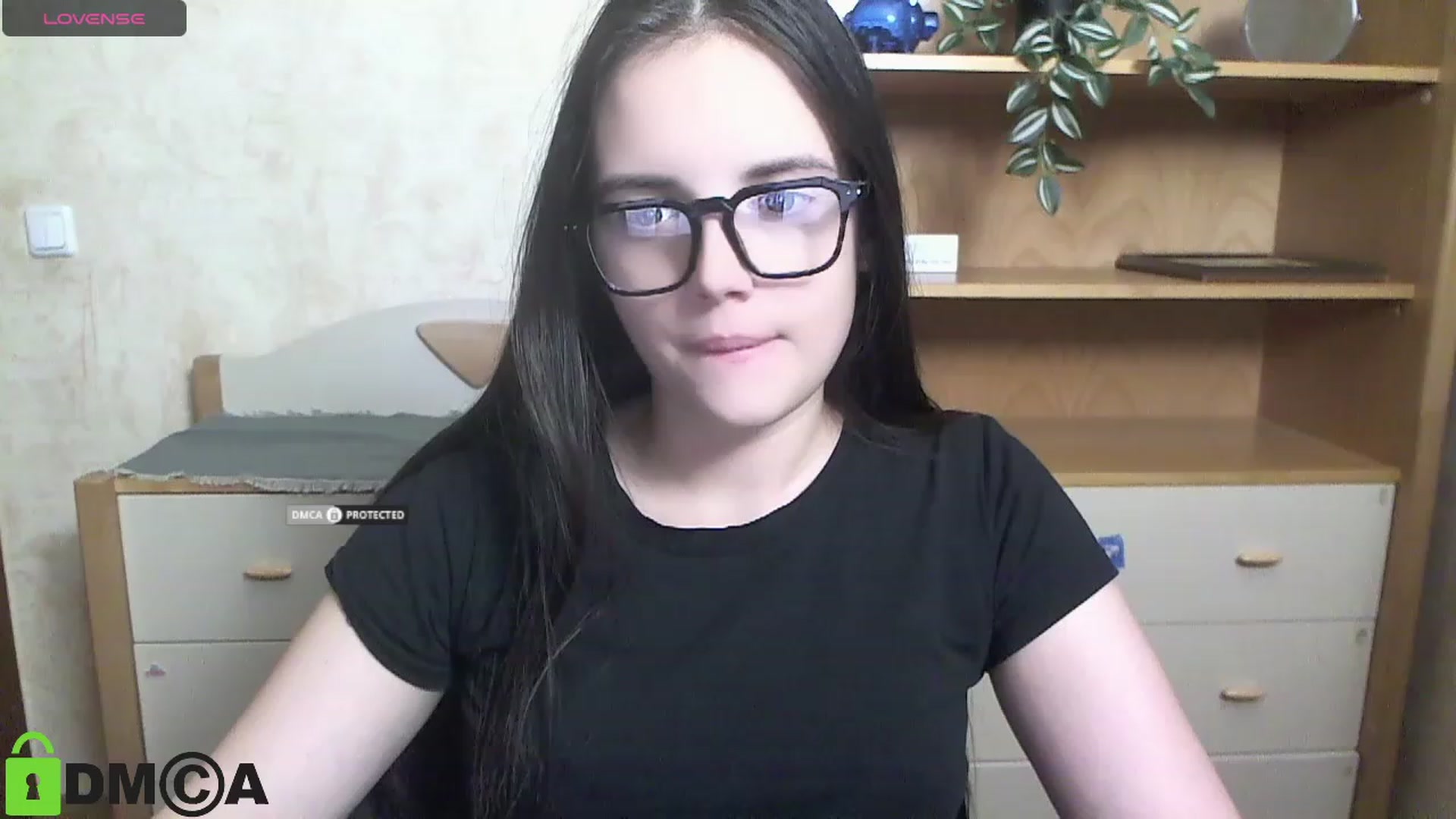 Gallery image thumbnail from NaomiGeorge's myfreecams stream on, 09/12/2023, 17:33 image 9 of 20