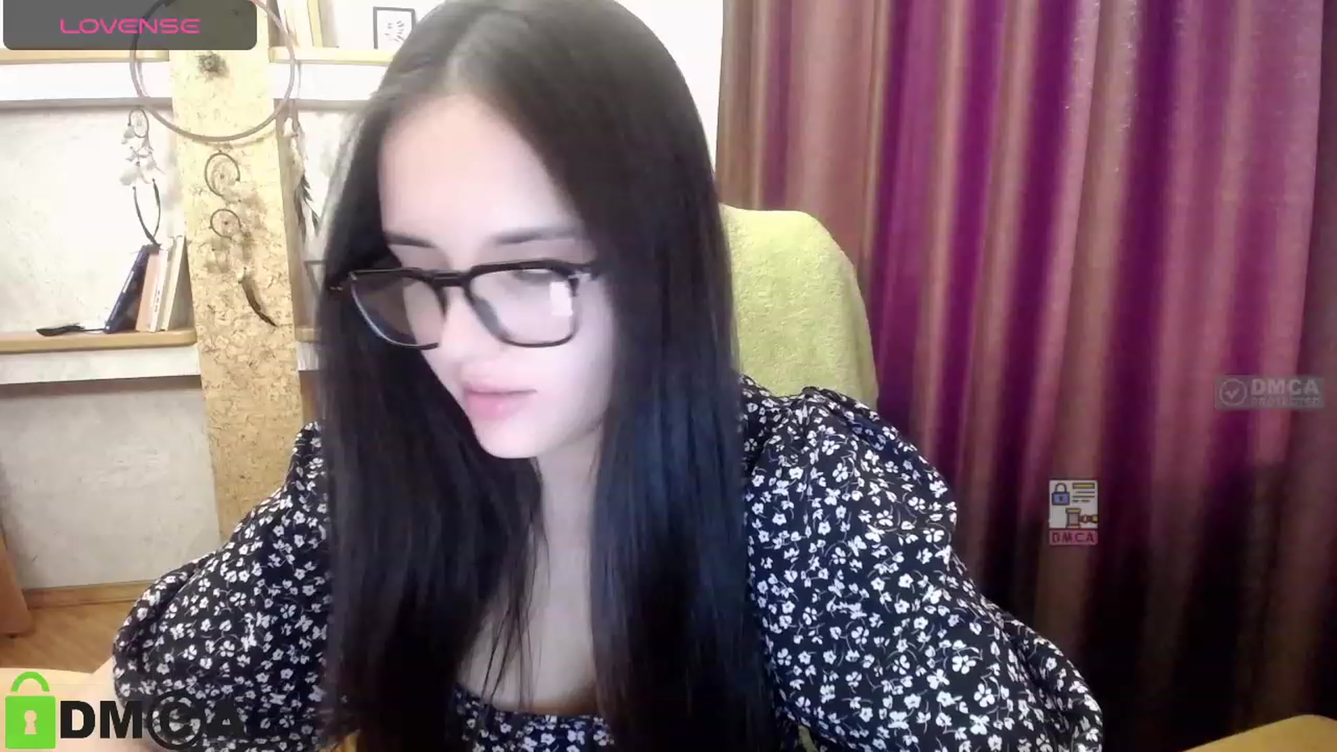Gallery image thumbnail from NaomiGeorge's myfreecams stream on, 09/18/2023, 15:04 image 8 of 20