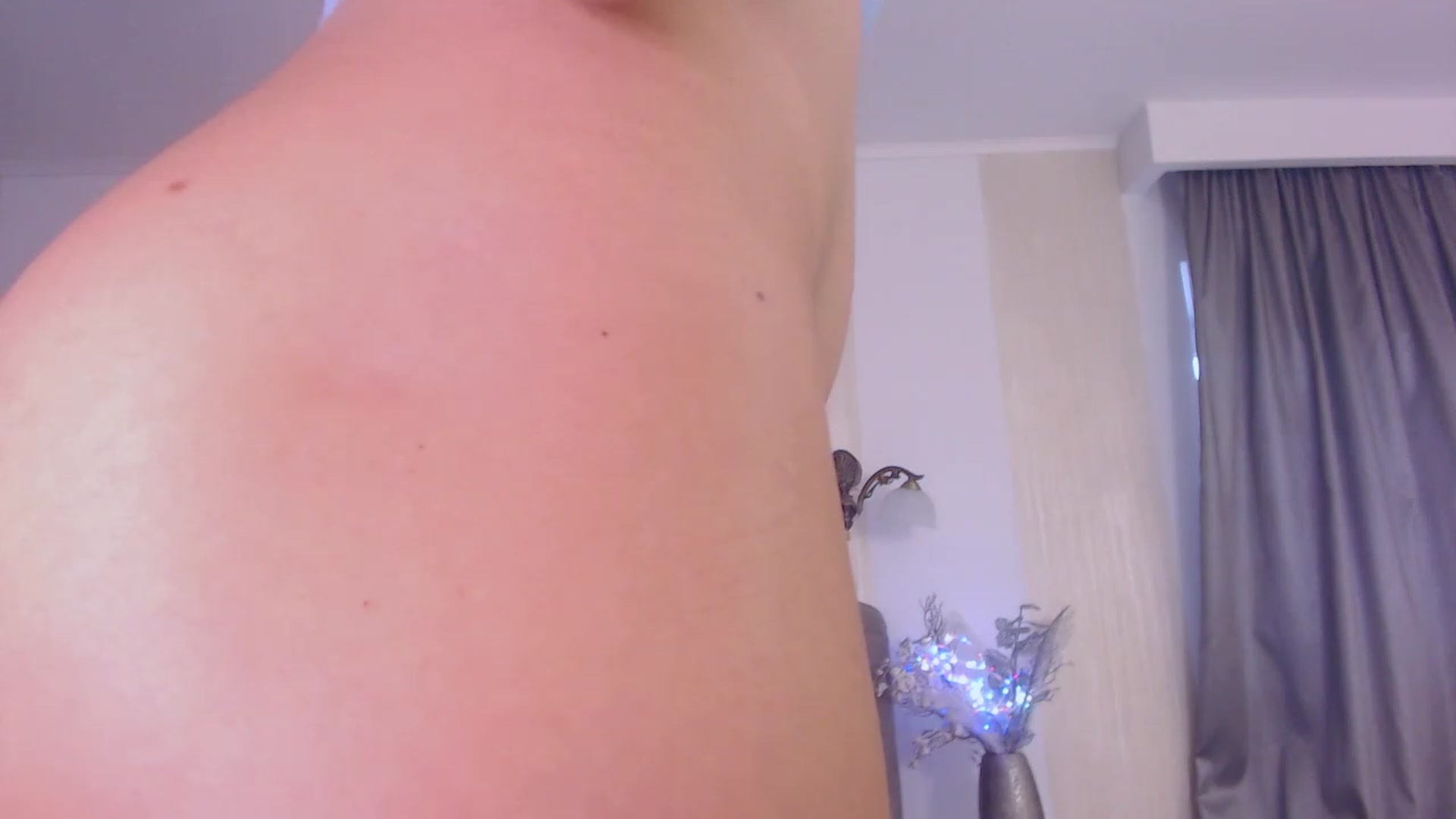 Gallery image thumbnail from NaomiNasssh's myfreecams stream on, 11/21/2022, 10:40 image 7 of 20