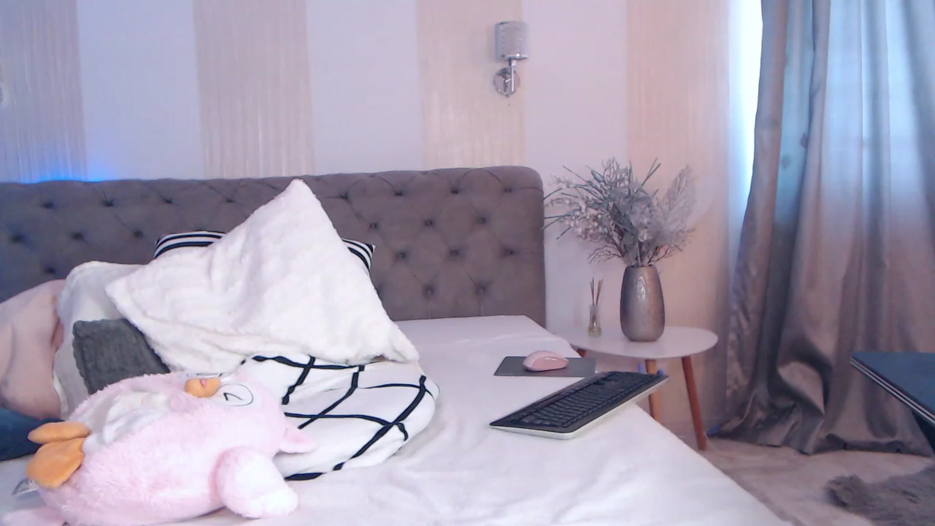 Gallery image thumbnail from NaomiNasssh's myfreecams stream on, 10/09/2023, 10:48 image 9 of 20