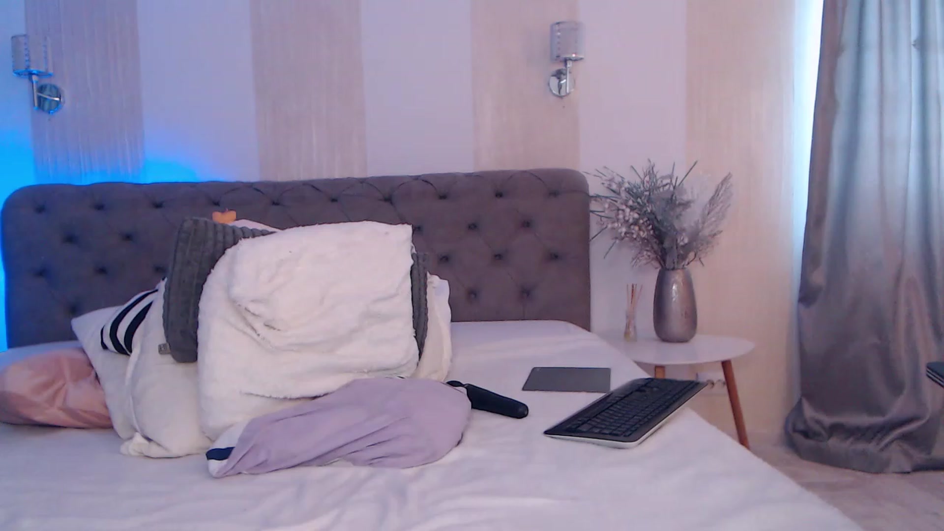 Gallery image thumbnail from NaomiNasssh's myfreecams stream on, 11/07/2023, 12:35 image 13 of 20