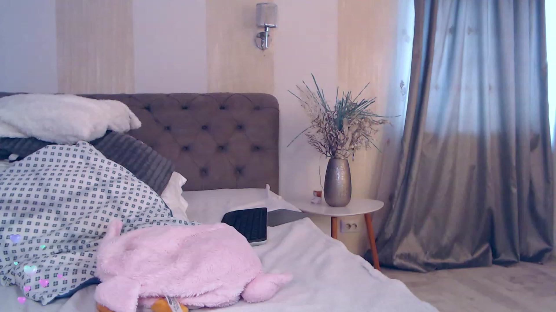 Gallery image thumbnail from NaomiNasssh's myfreecams stream on, 02/20/2024, 10:34 image 8 of 20