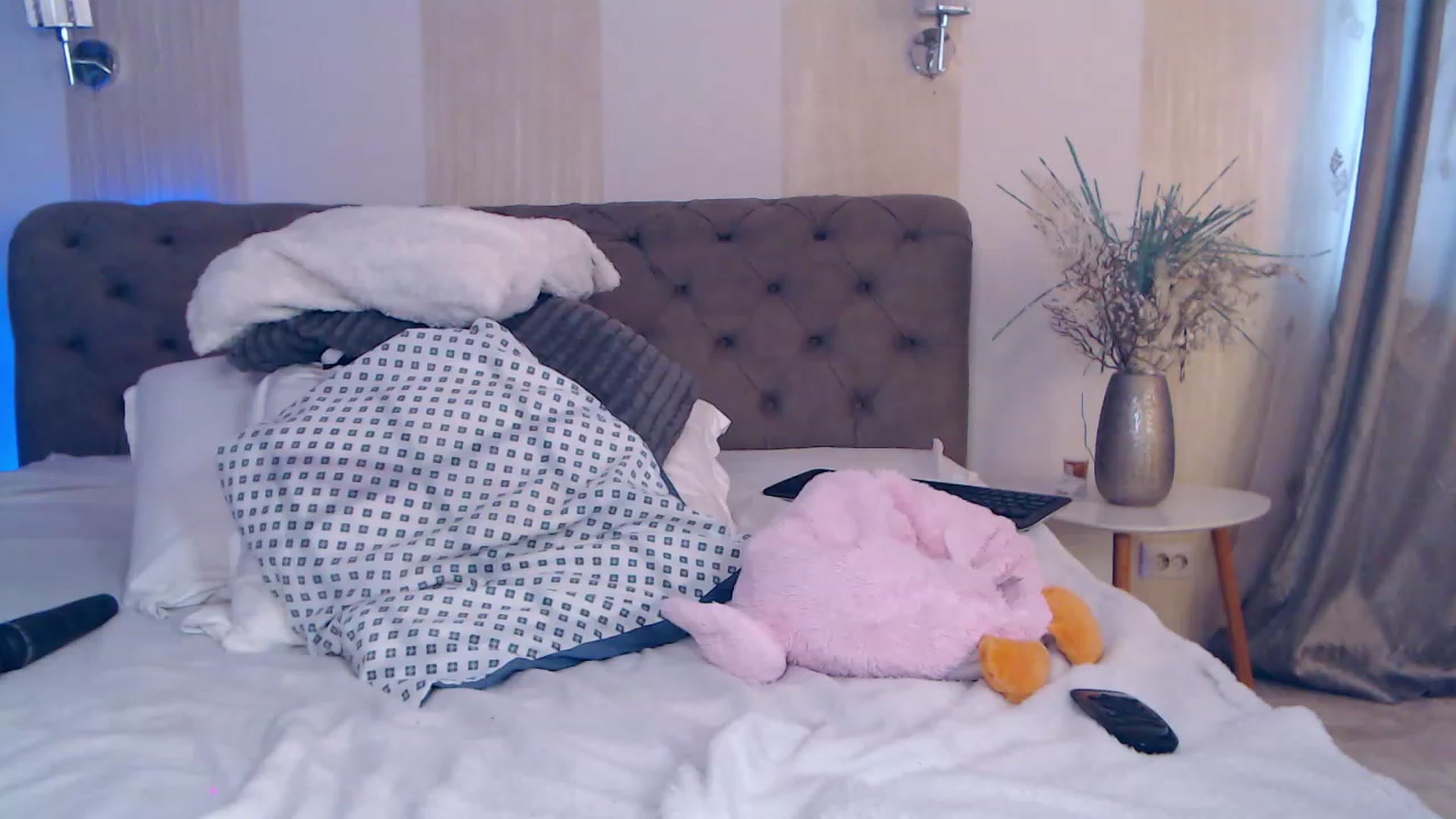 Gallery image thumbnail from NaomiNasssh's myfreecams stream on, 02/20/2024, 10:34 image 11 of 20