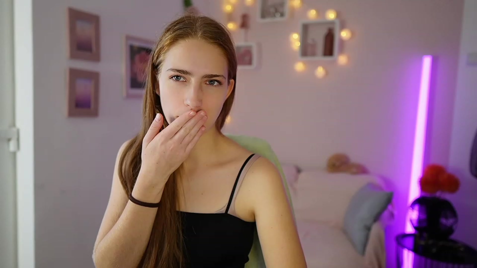 Gallery image thumbnail from Naomi_Woods18's myfreecams stream on, 11/01/2023, 12:39 image 13 of 20