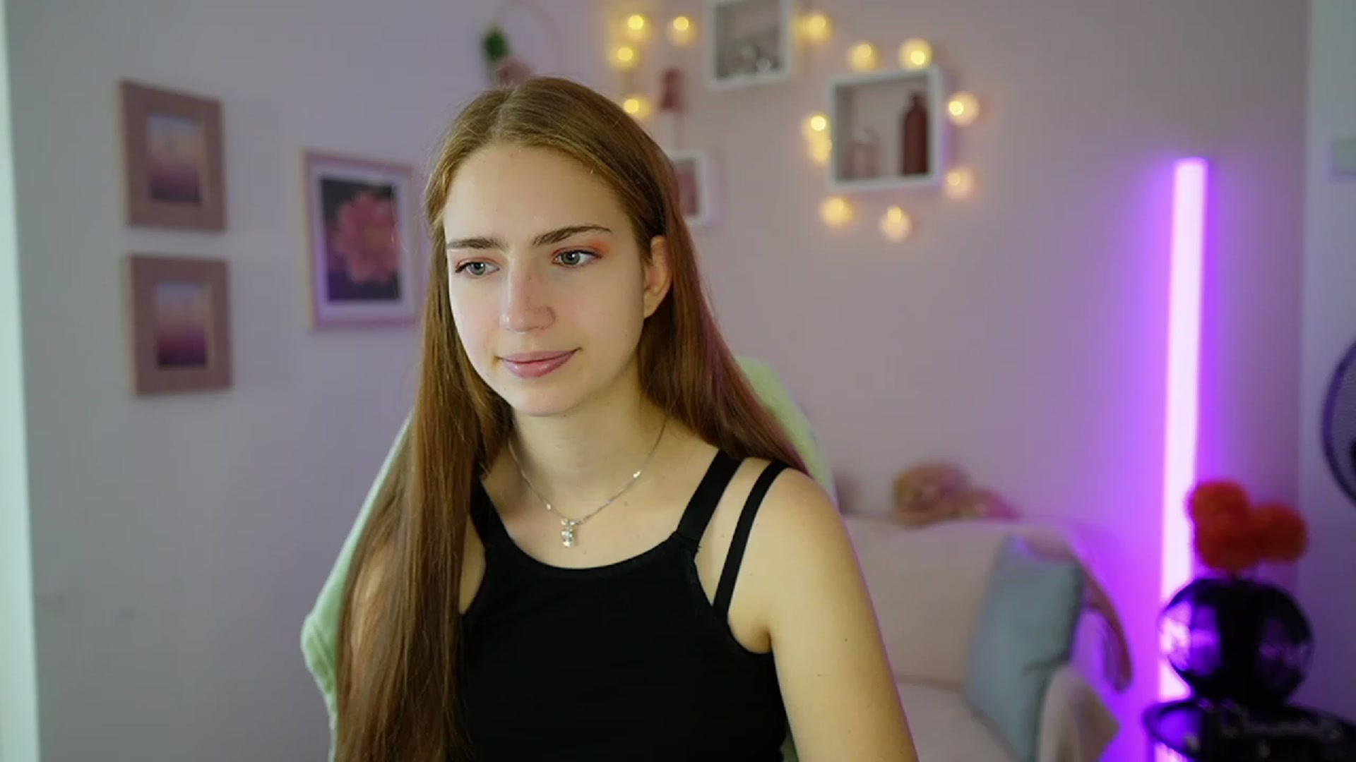 Gallery image thumbnail from Naomi_Woods18's myfreecams stream on, 11/09/2023, 11:03 image 1 of 20