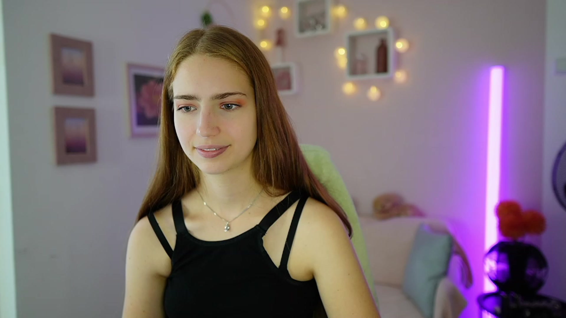 Gallery image thumbnail from Naomi_Woods18's myfreecams stream on, 11/09/2023, 11:03 image 18 of 20