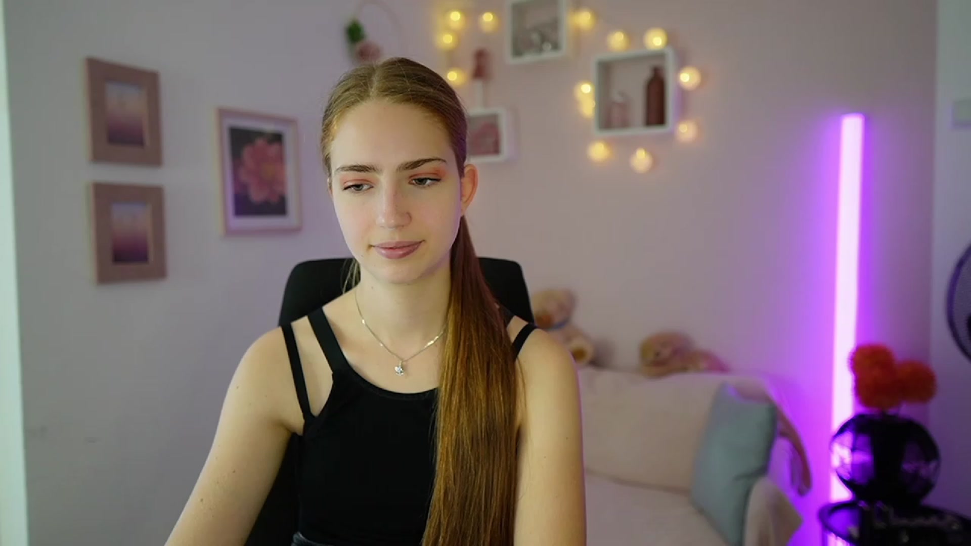 Gallery image thumbnail from Naomi_Woods18's myfreecams stream on, 11/09/2023, 12:07 image 1 of 20