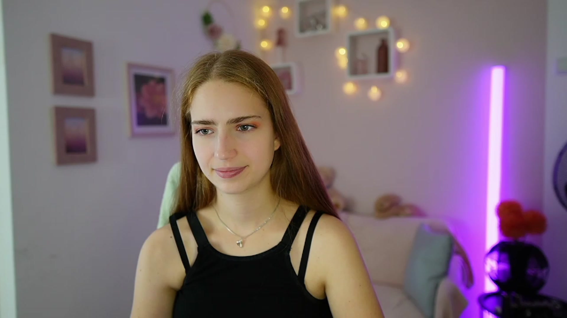 Gallery image thumbnail from Naomi_Woods18's myfreecams stream on, 11/09/2023, 13:54 image 20 of 20