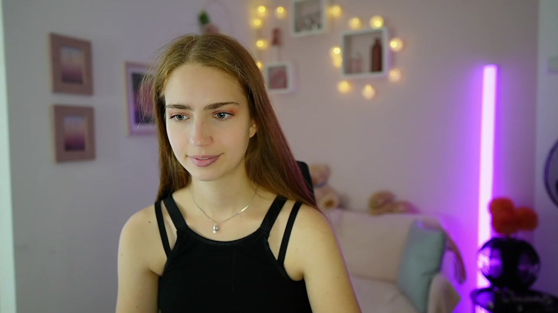 Gallery image thumbnail from Naomi_Woods18's myfreecams stream on, 11/09/2023, 13:54 image 1 of 20