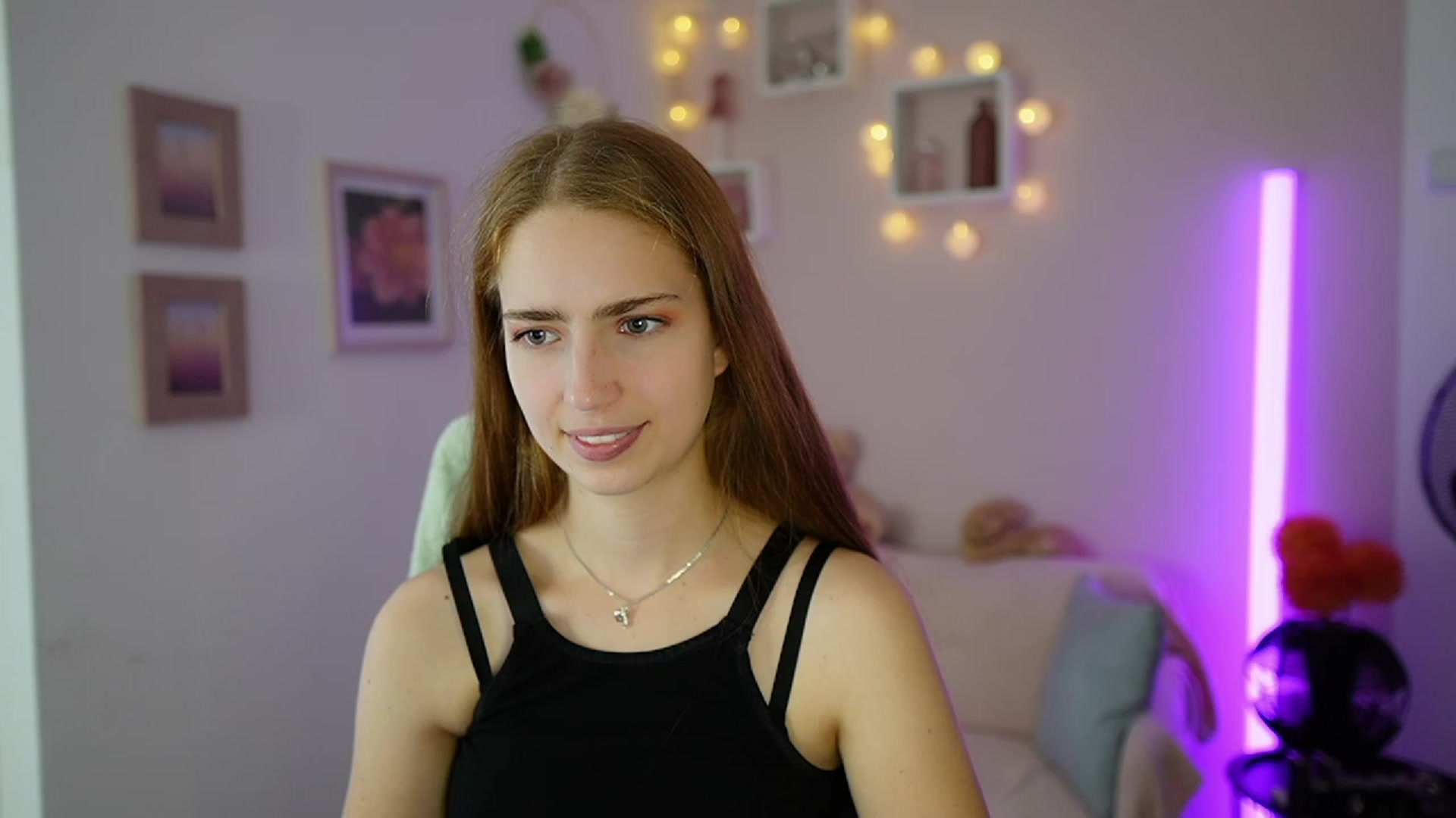 Gallery image thumbnail from Naomi_Woods18's myfreecams stream on, 11/09/2023, 13:54 image 19 of 20