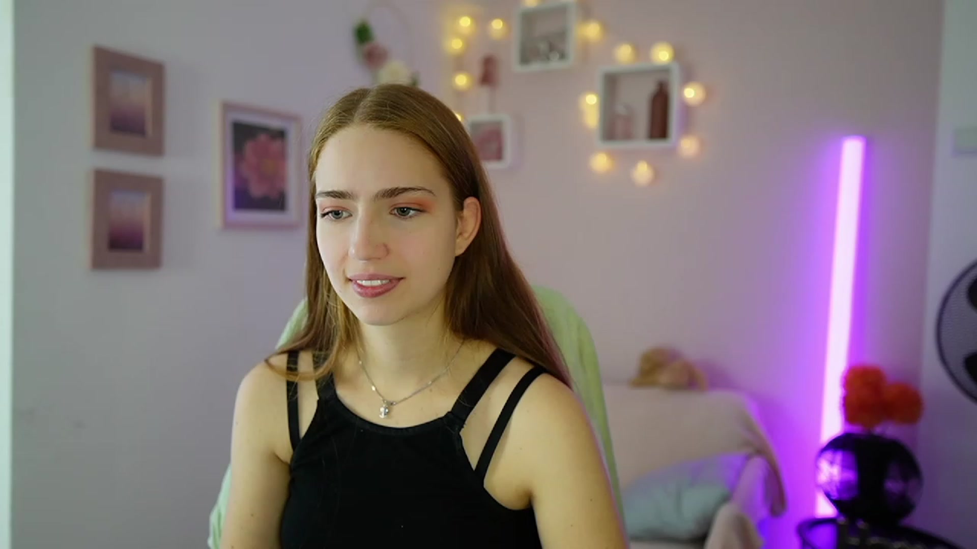 Gallery image thumbnail from Naomi_Woods18's myfreecams stream on, 11/12/2023, 11:31 image 3 of 20