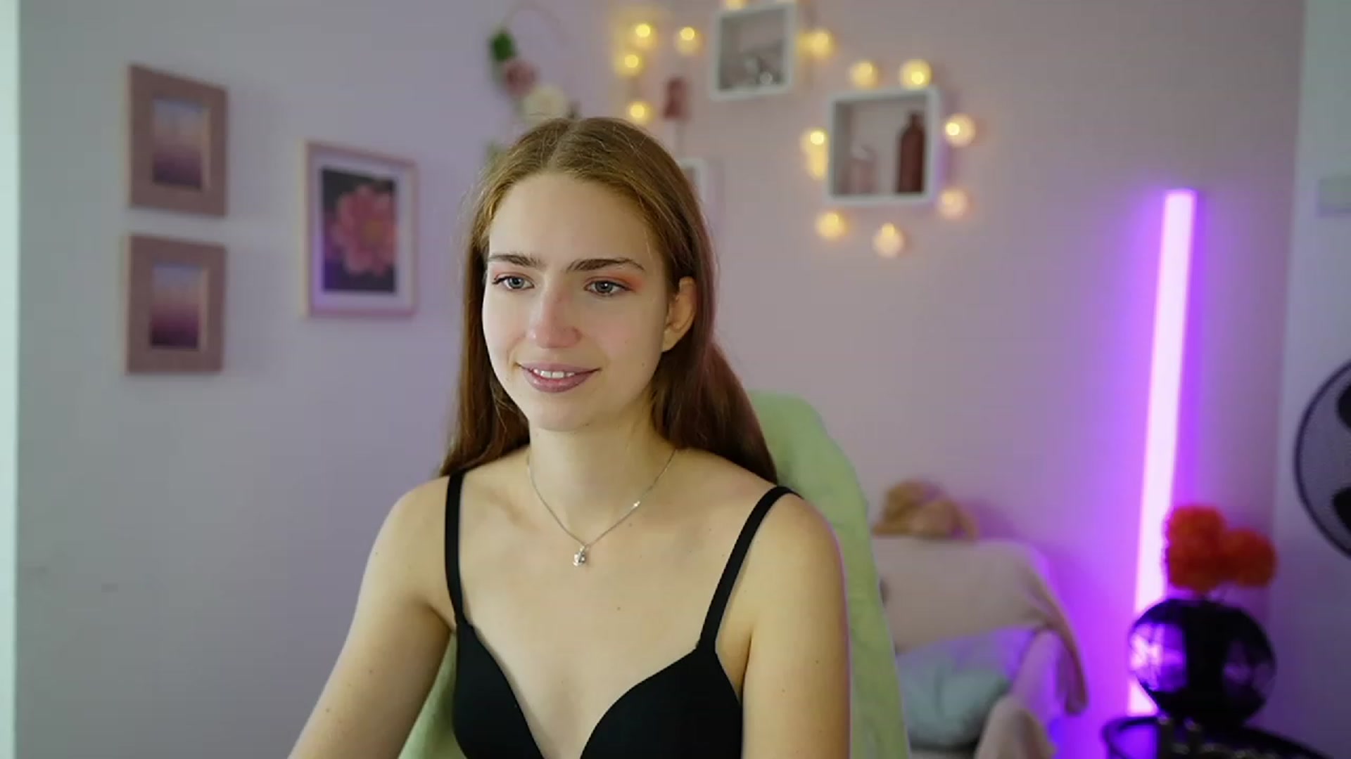 Gallery image thumbnail from Naomi_Woods18's myfreecams stream on, 11/12/2023, 11:31 image 19 of 20