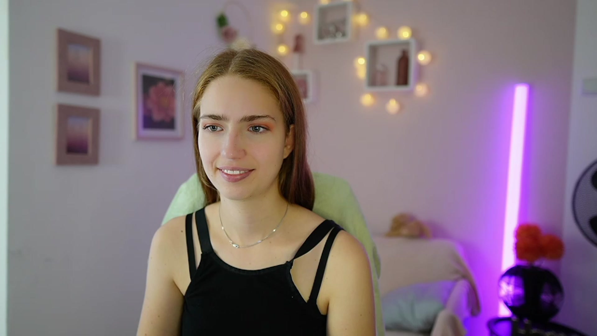 Gallery image thumbnail from Naomi_Woods18's myfreecams stream on, 11/12/2023, 13:37 image 1 of 20