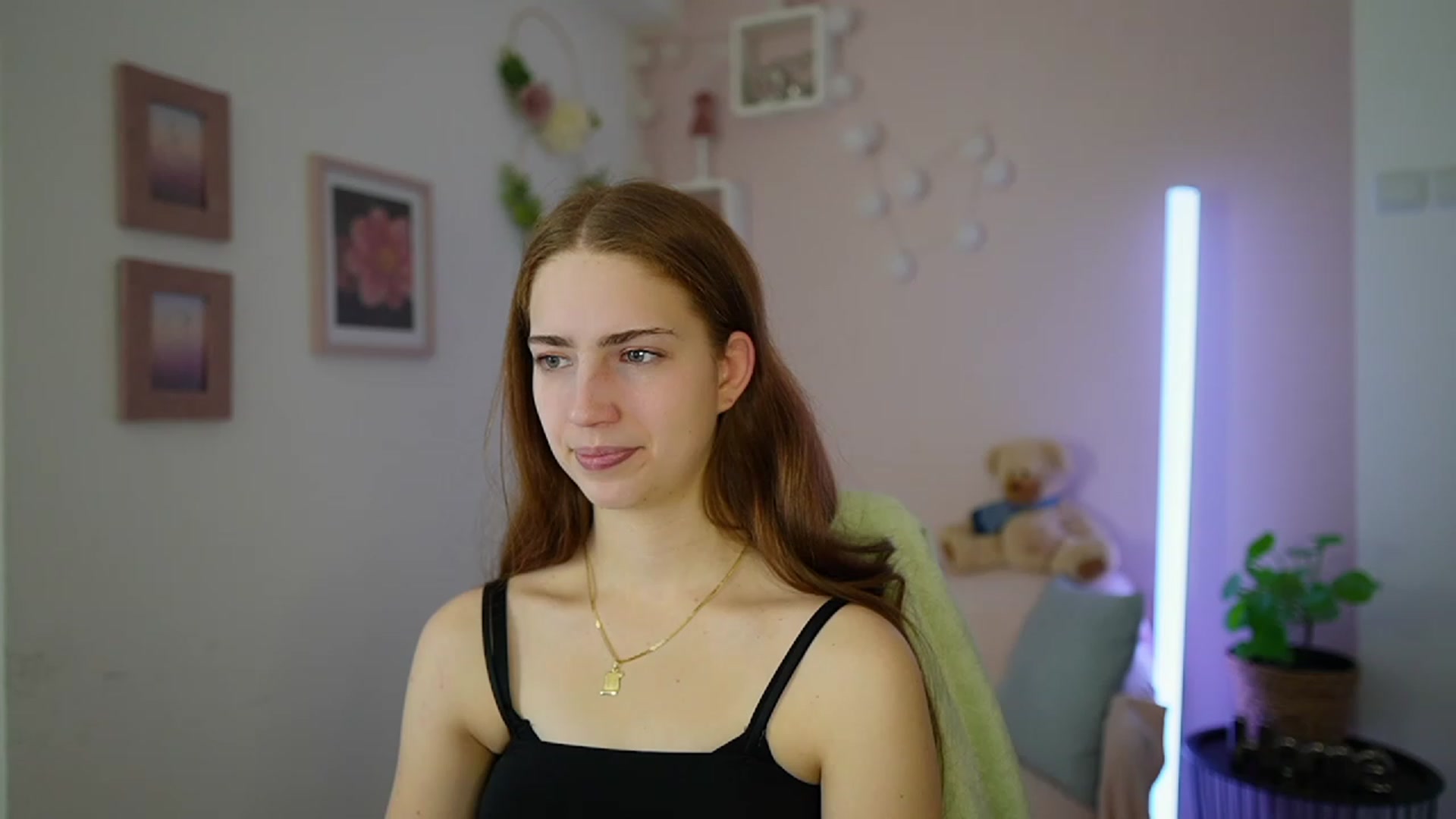 Gallery image thumbnail from Naomi_Woods18's myfreecams stream on, 01/19/2024, 10:23 image 2 of 20