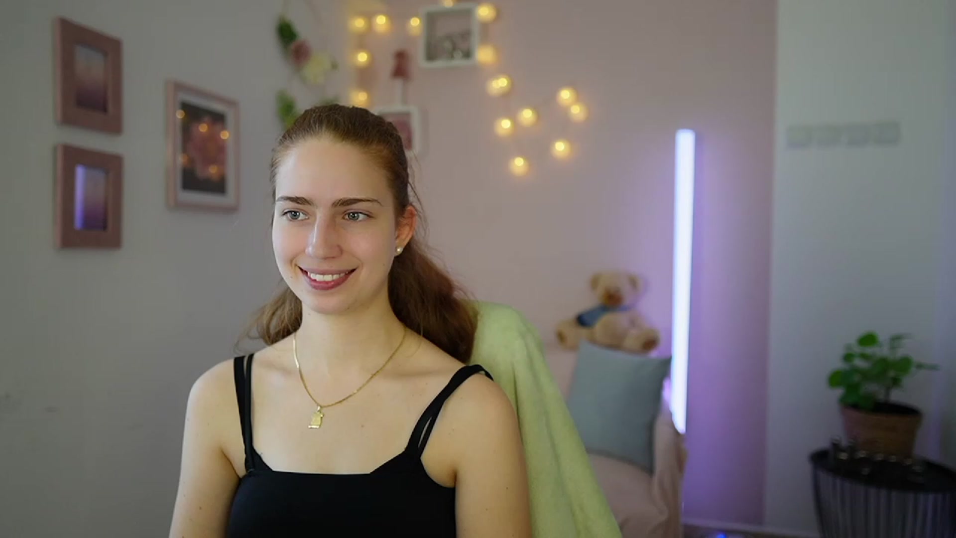 Gallery image thumbnail from Naomi_Woods18's myfreecams stream on, 01/29/2024, 13:33 image 11 of 20