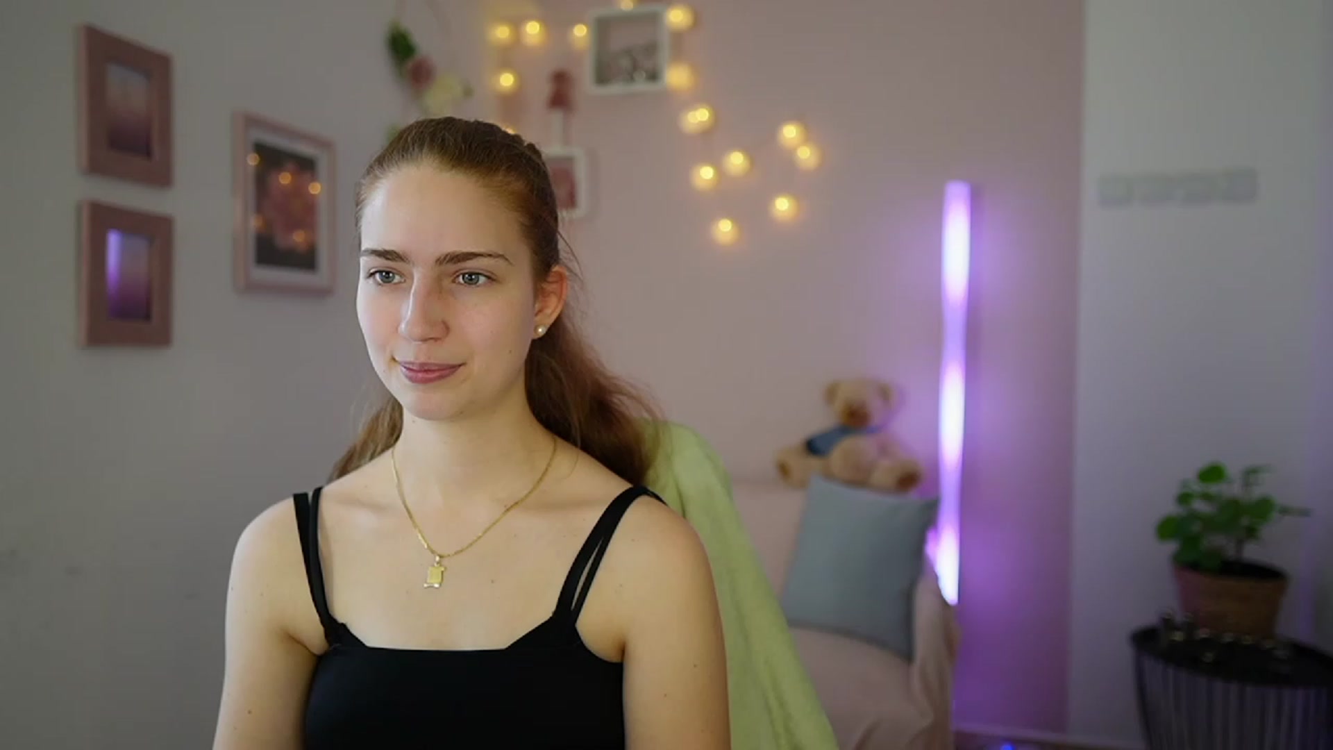 Gallery image thumbnail from Naomi_Woods18's myfreecams stream on, 01/29/2024, 13:33 image 3 of 20