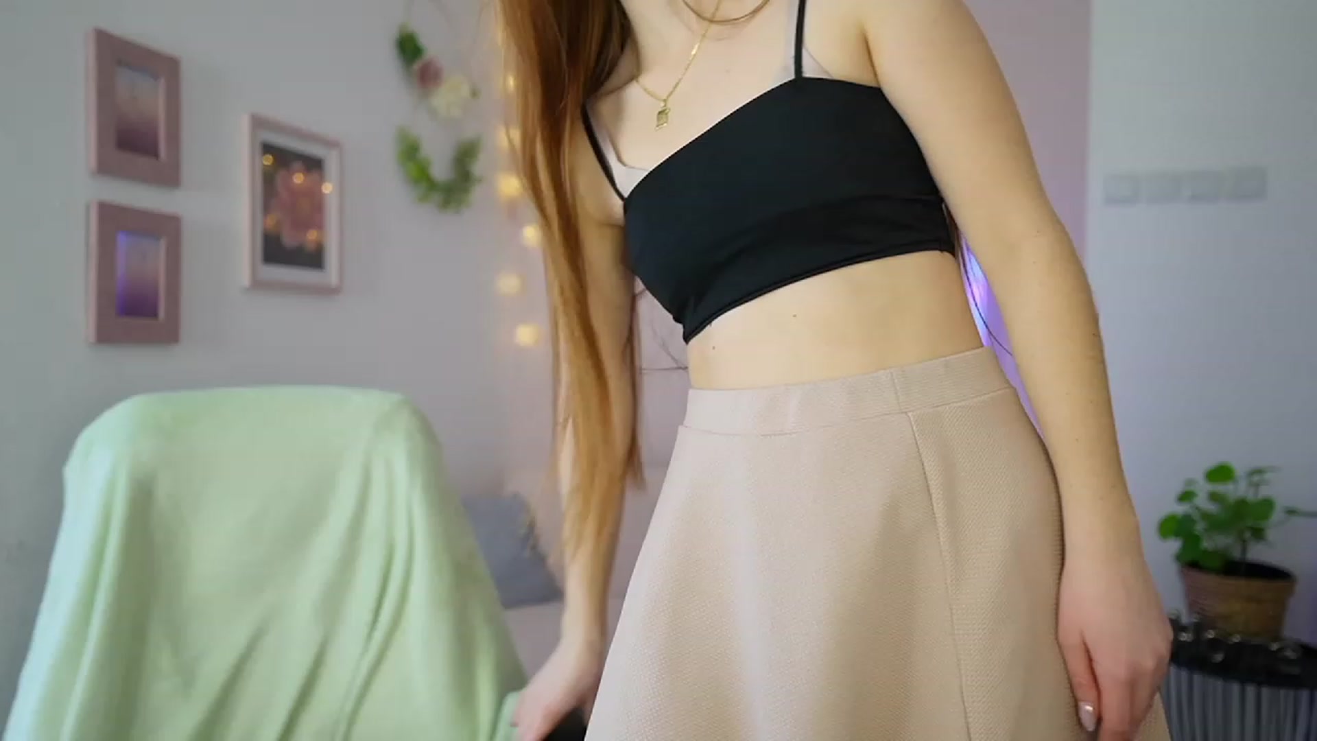 Gallery image thumbnail from Naomi_Woods18's myfreecams stream on, 02/02/2024, 11:31 image 9 of 20