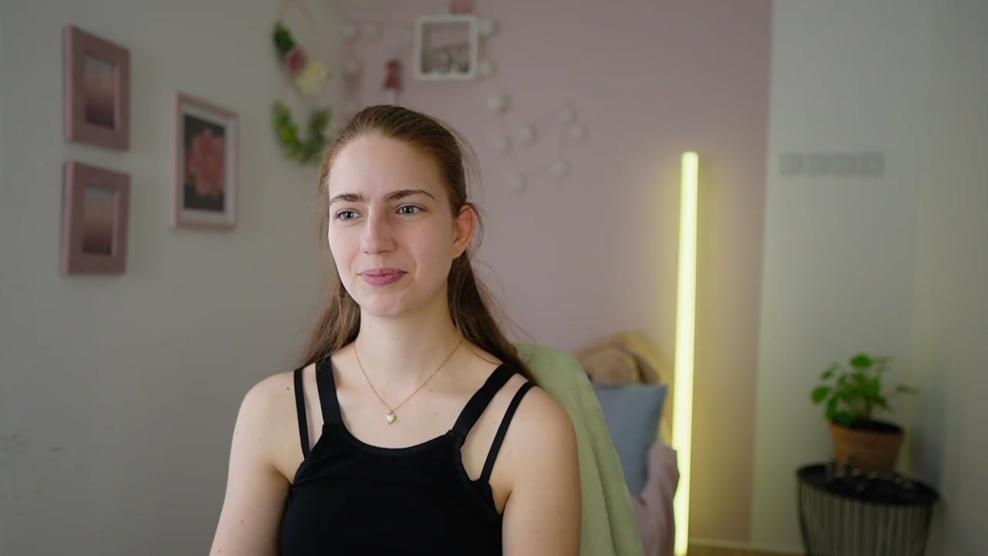 Gallery image thumbnail from Naomi_Woods18's myfreecams stream on, 02/24/2024, 13:56 image 18 of 20