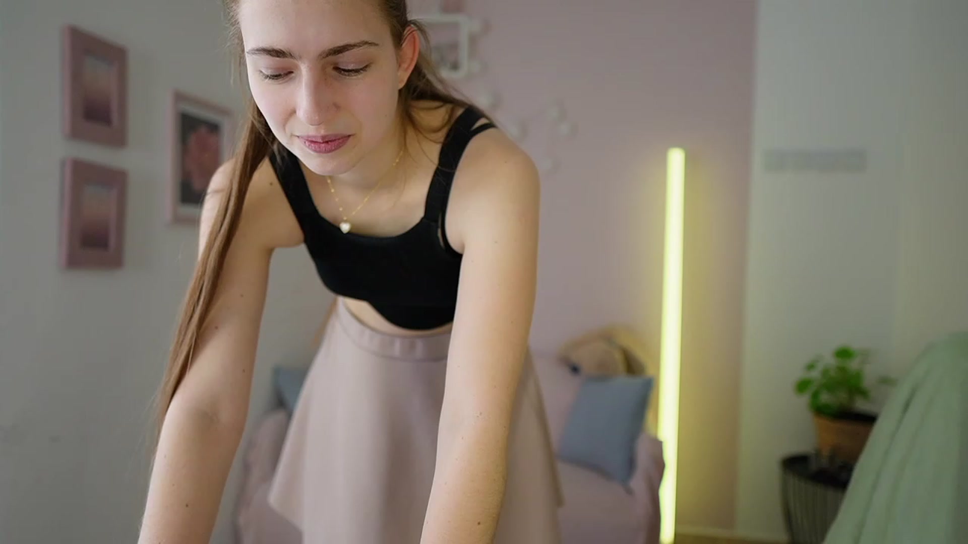 Gallery image thumbnail from Naomi_Woods18's myfreecams stream on, 02/24/2024, 13:56 image 5 of 20