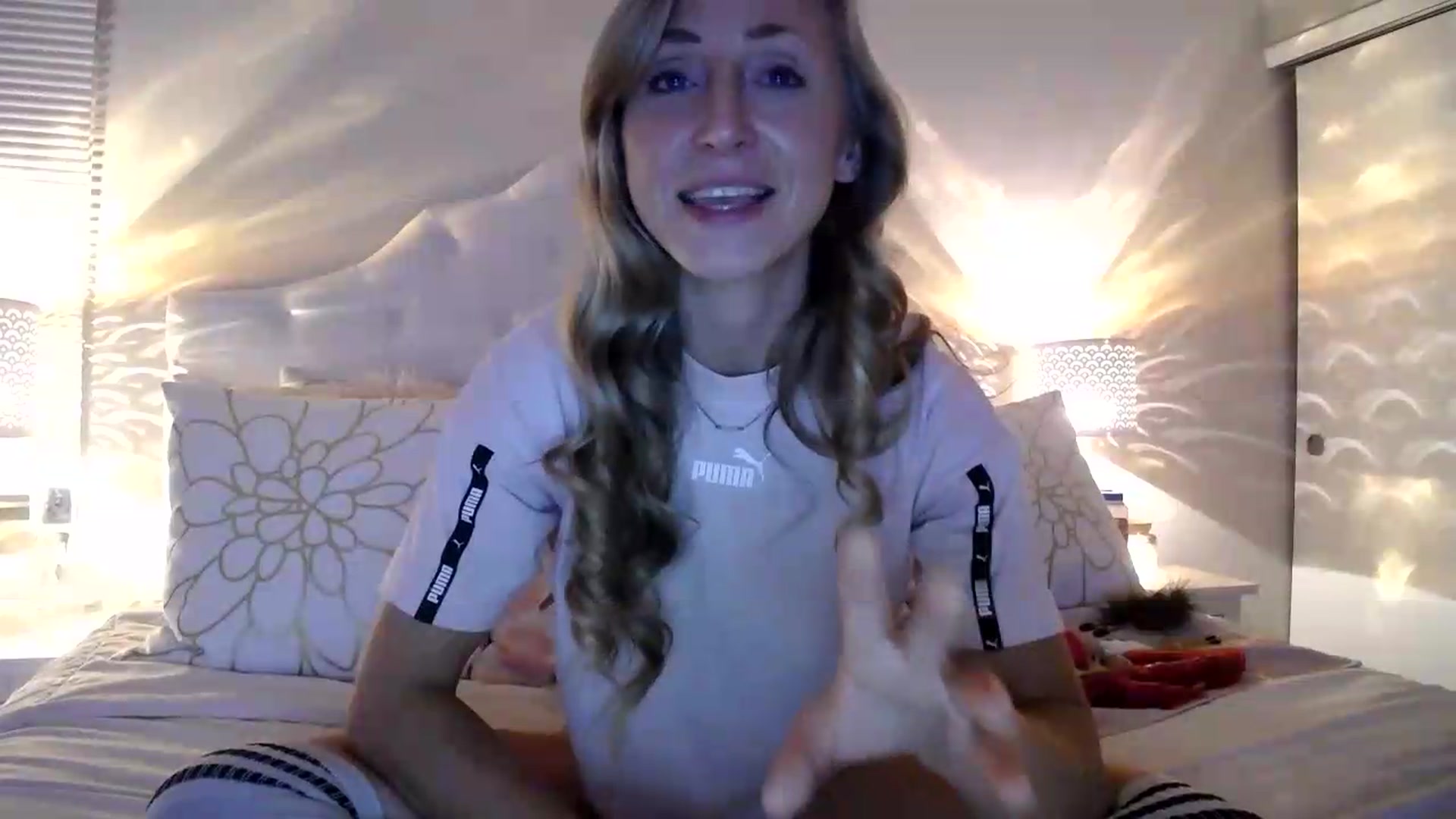 Gallery image thumbnail from Naomi_at_nite's myfreecams stream on, 05/13/2026, 01:15 image 14 of 20
