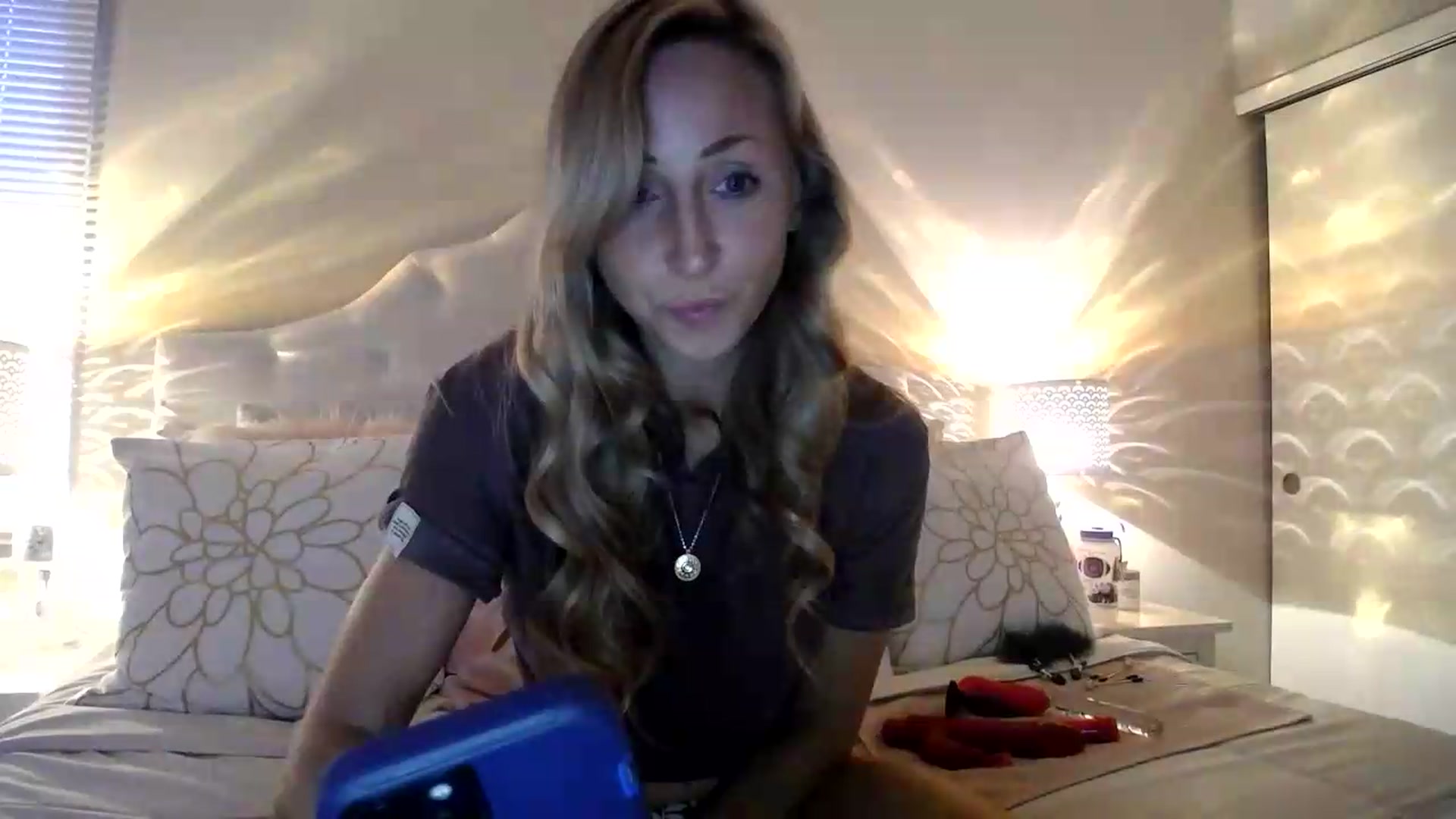 Gallery image thumbnail from Naomi_at_nite's myfreecams stream on, 05/16/2026, 24:16 image 14 of 20