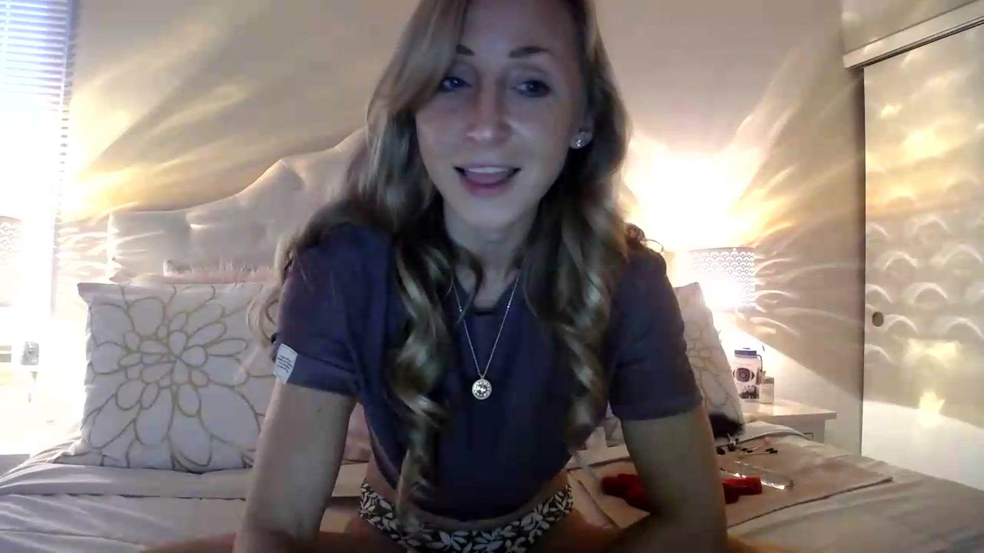 Gallery image thumbnail from Naomi_at_nite's myfreecams stream on, 05/16/2026, 24:16 image 2 of 20