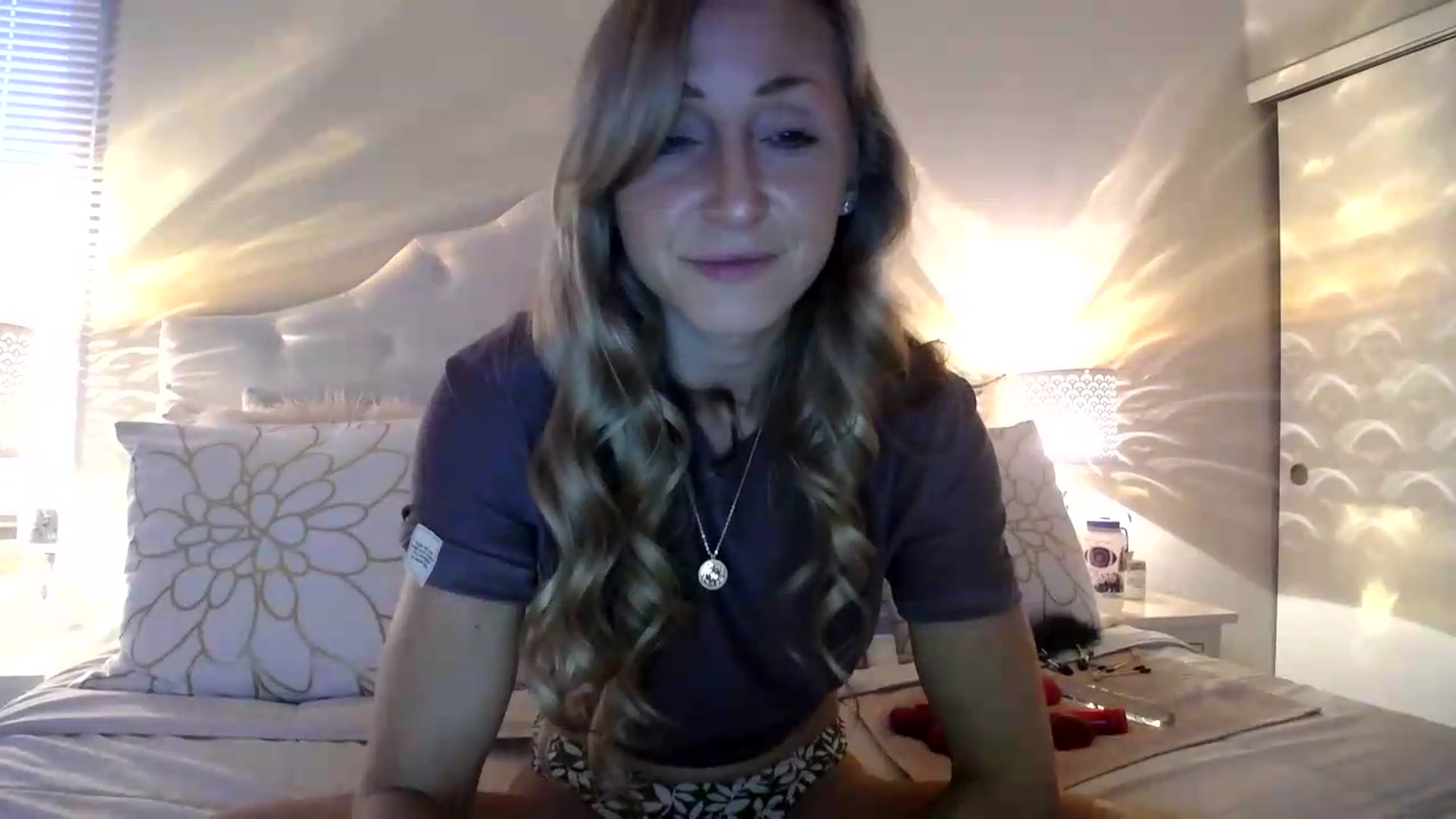 Gallery image thumbnail from Naomi_at_nite's myfreecams stream on, 05/16/2026, 24:16 image 7 of 20