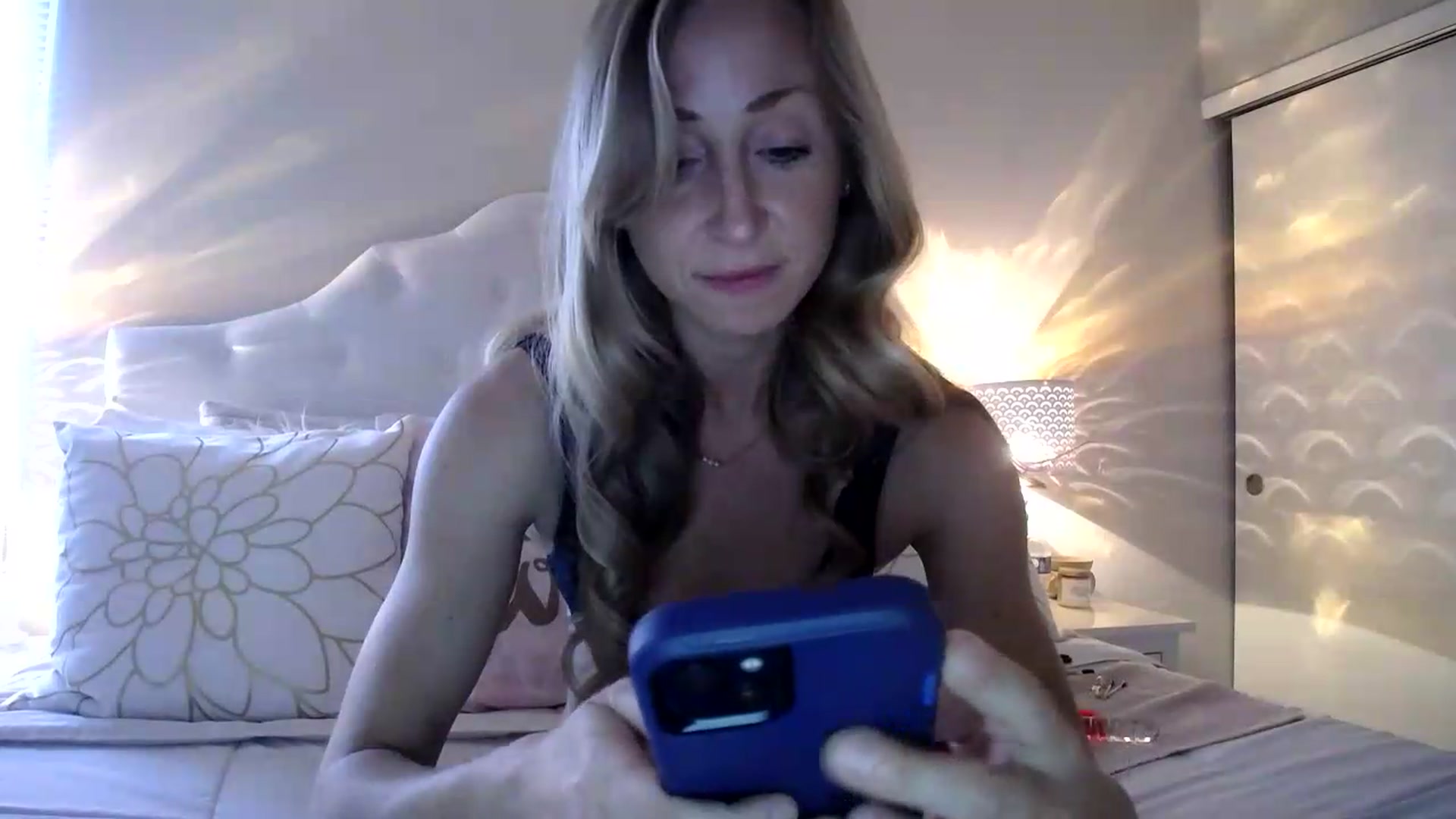 Gallery image thumbnail from Naomi_at_nite's myfreecams stream on, 05/17/2026, 23:02 image 7 of 20