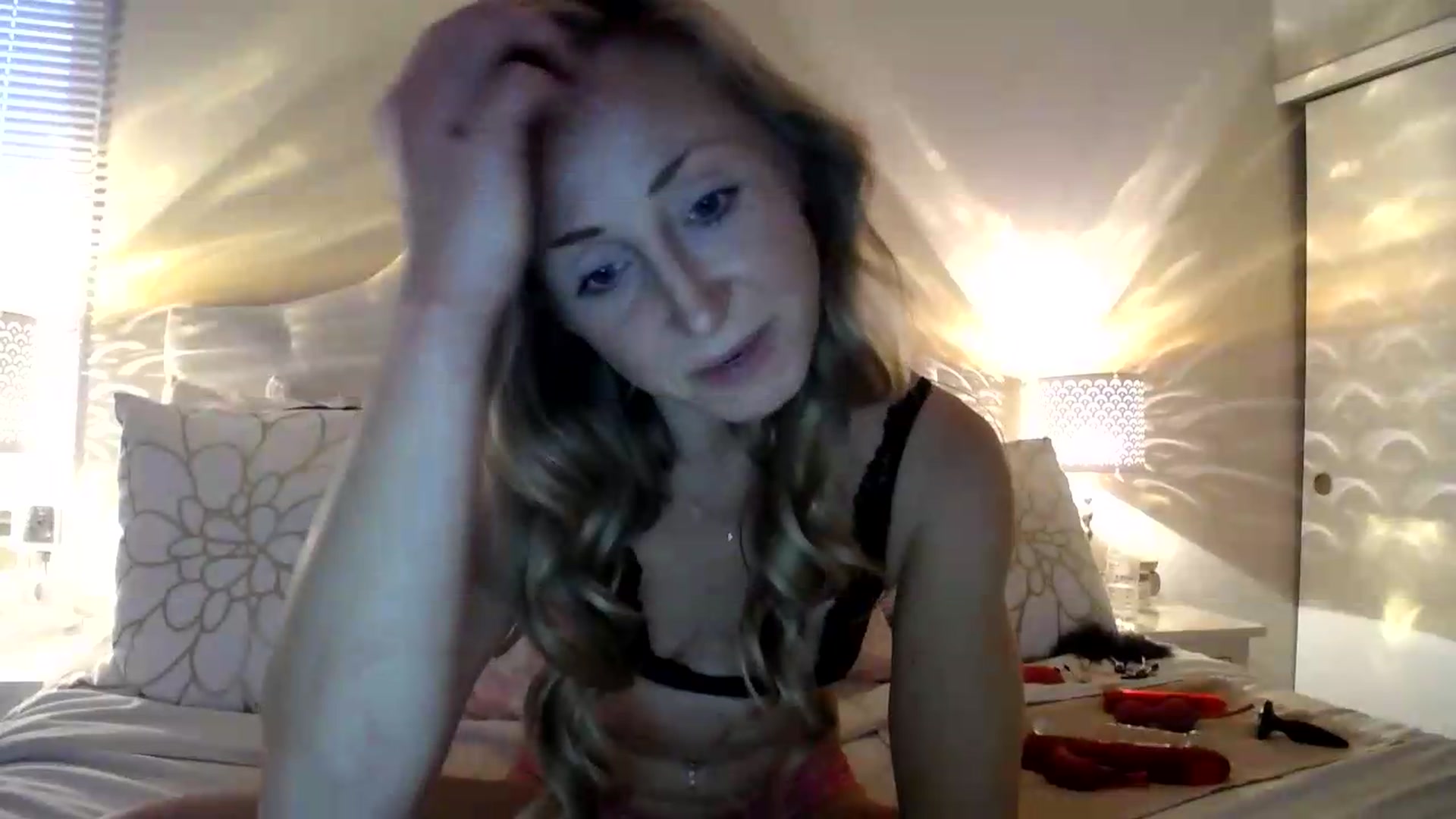 Gallery image thumbnail from Naomi_at_nite's myfreecams stream on, 05/24/2026, 24:01 image 15 of 20