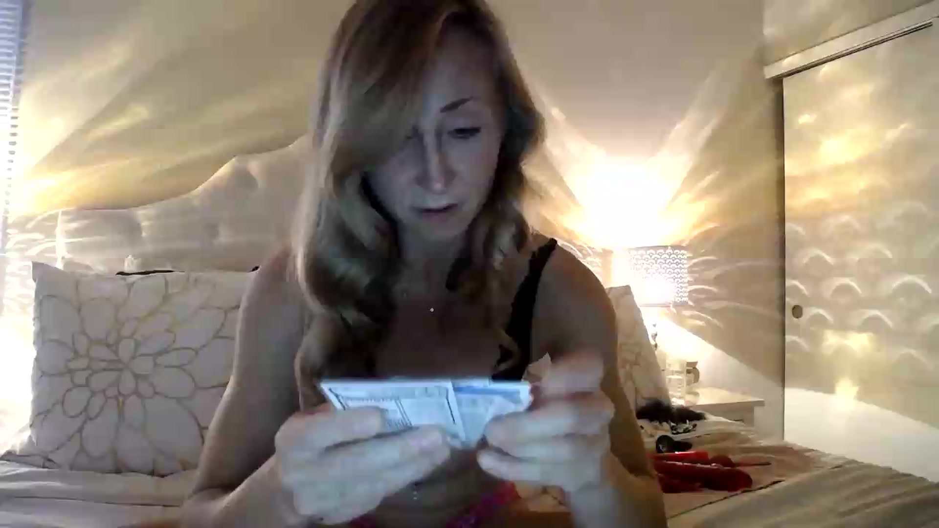Gallery image thumbnail from Naomi_at_nite's myfreecams stream on, 05/24/2026, 24:01 image 1 of 20