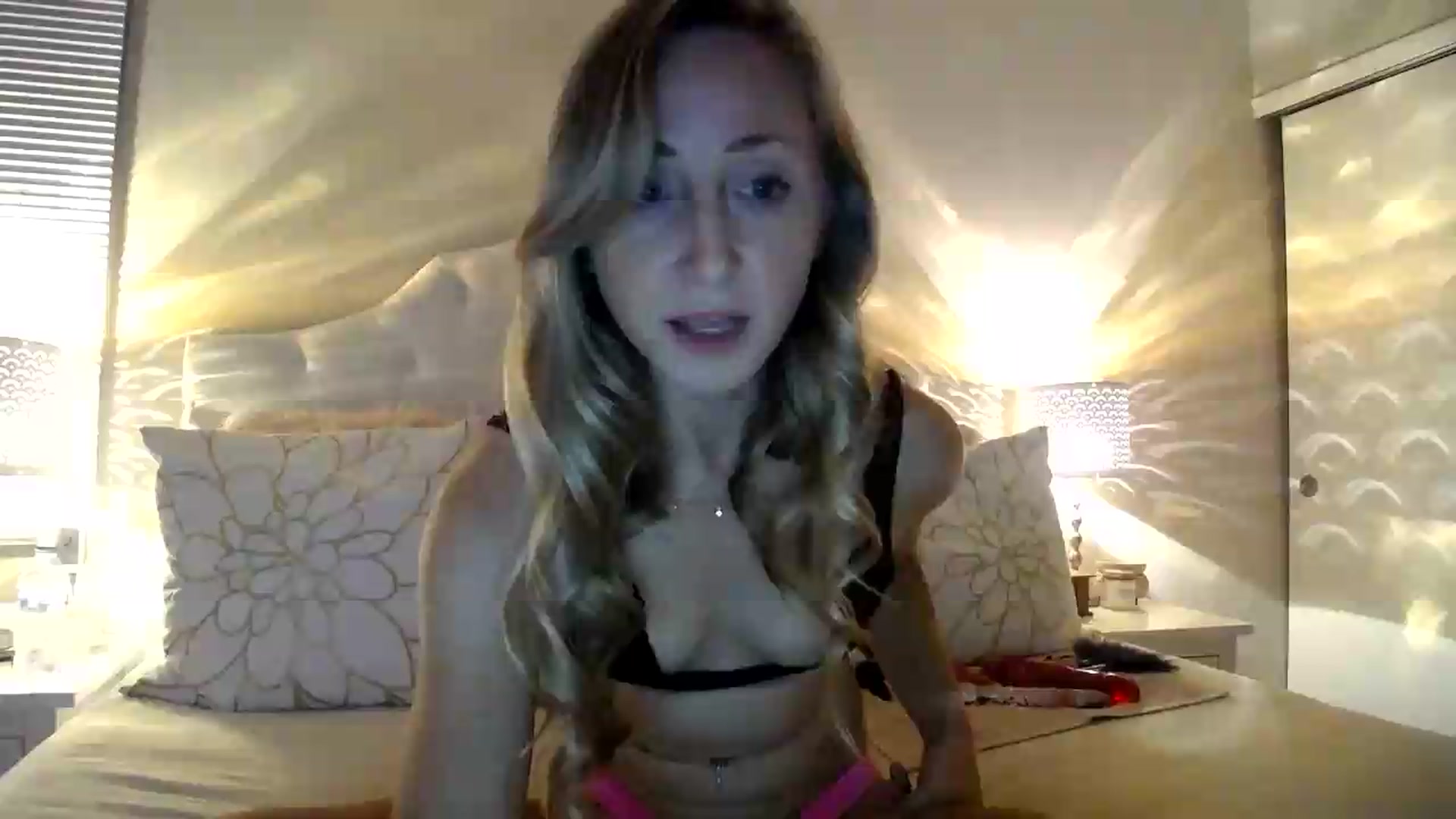 Gallery image thumbnail from Naomi_at_nite's myfreecams stream on, 06/20/2026, 01:37 image 1 of 20