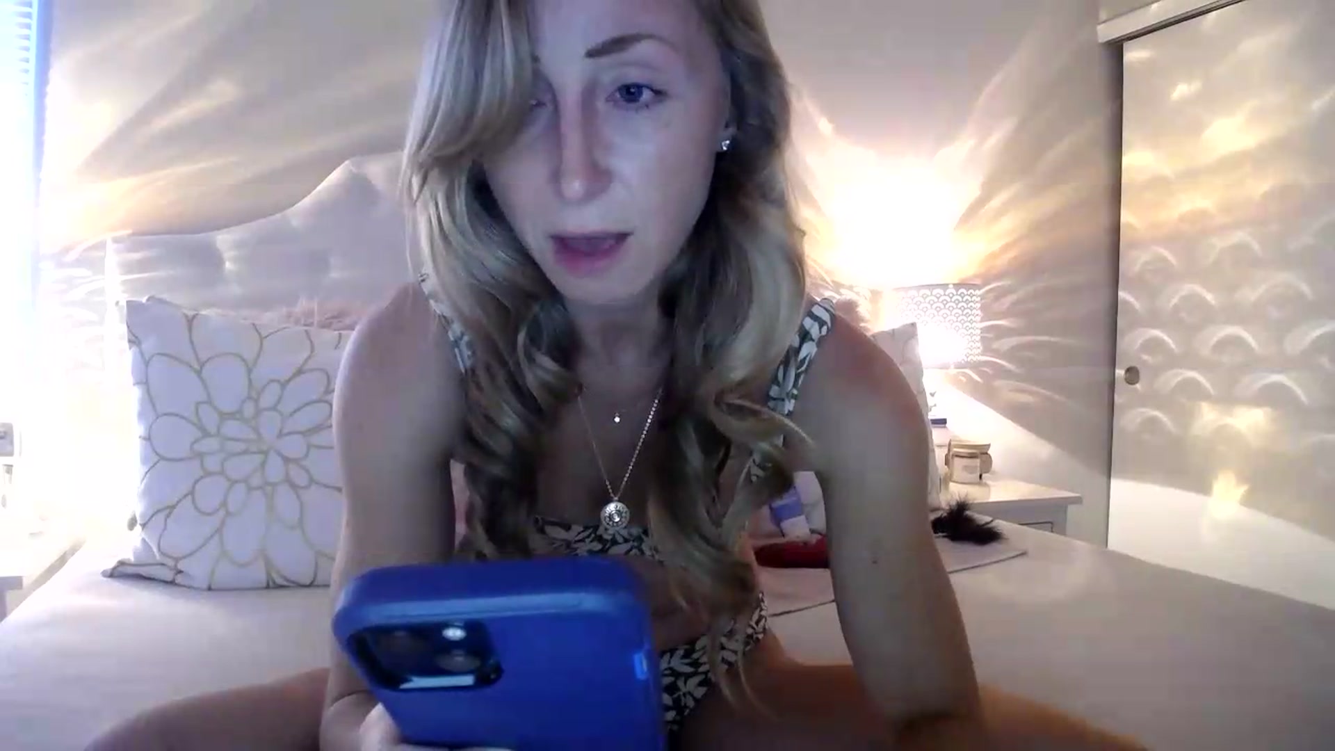 Gallery image thumbnail from Naomi_at_nite's myfreecams stream on, 06/24/2026, 24:20 image 15 of 20