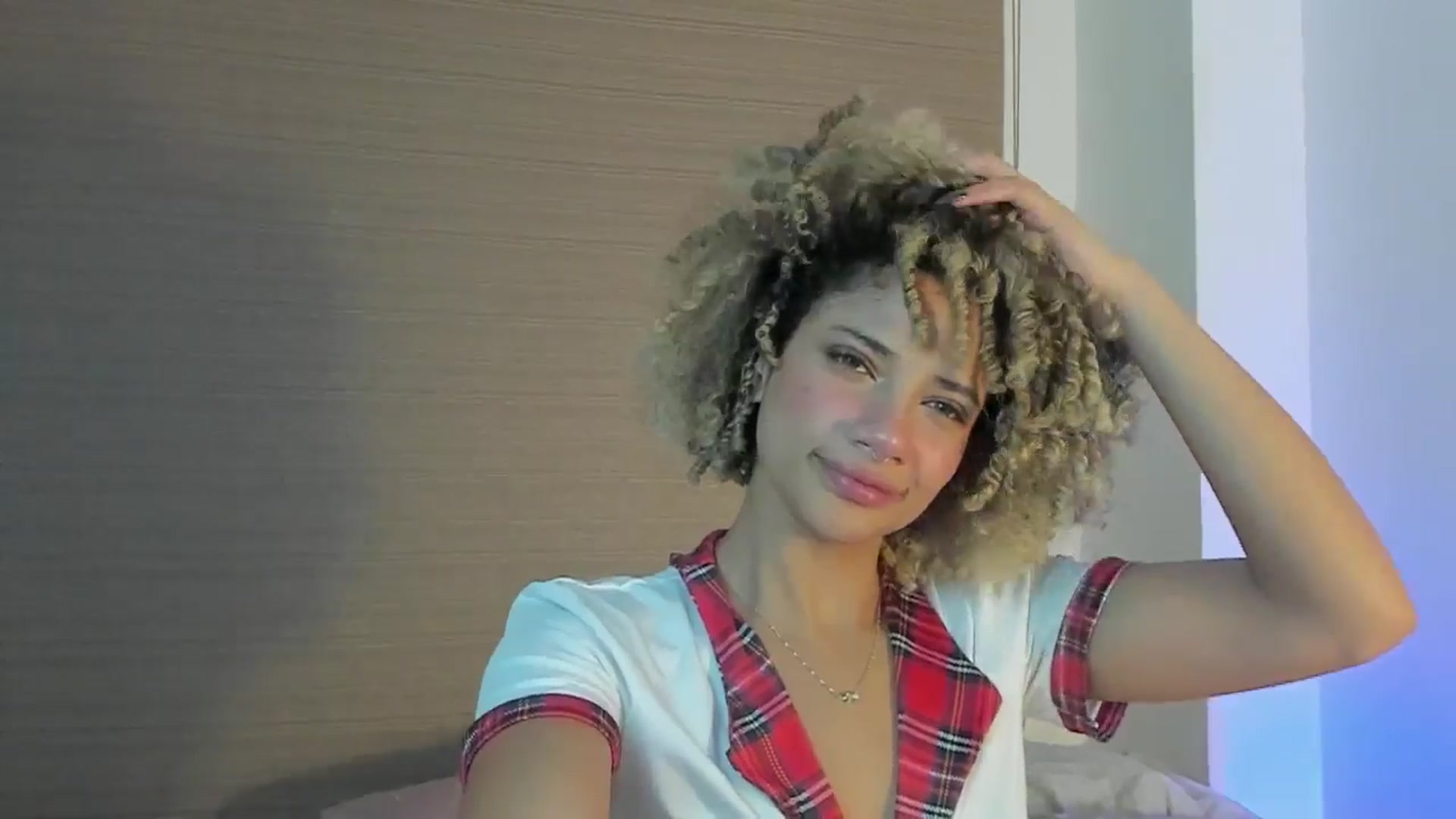 Gallery image thumbnail from Naomidawson's myfreecams stream on, 03/06/2026, 01:24 image 9 of 20