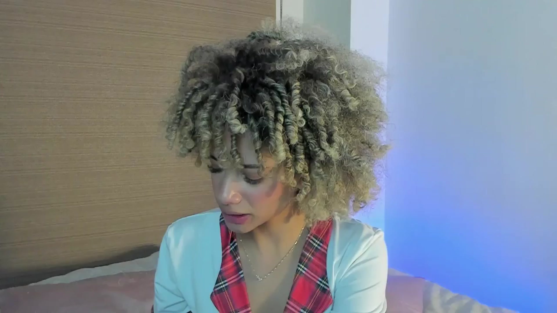 Gallery image thumbnail from Naomidawson's myfreecams stream on, 03/06/2026, 01:24 image 1 of 20