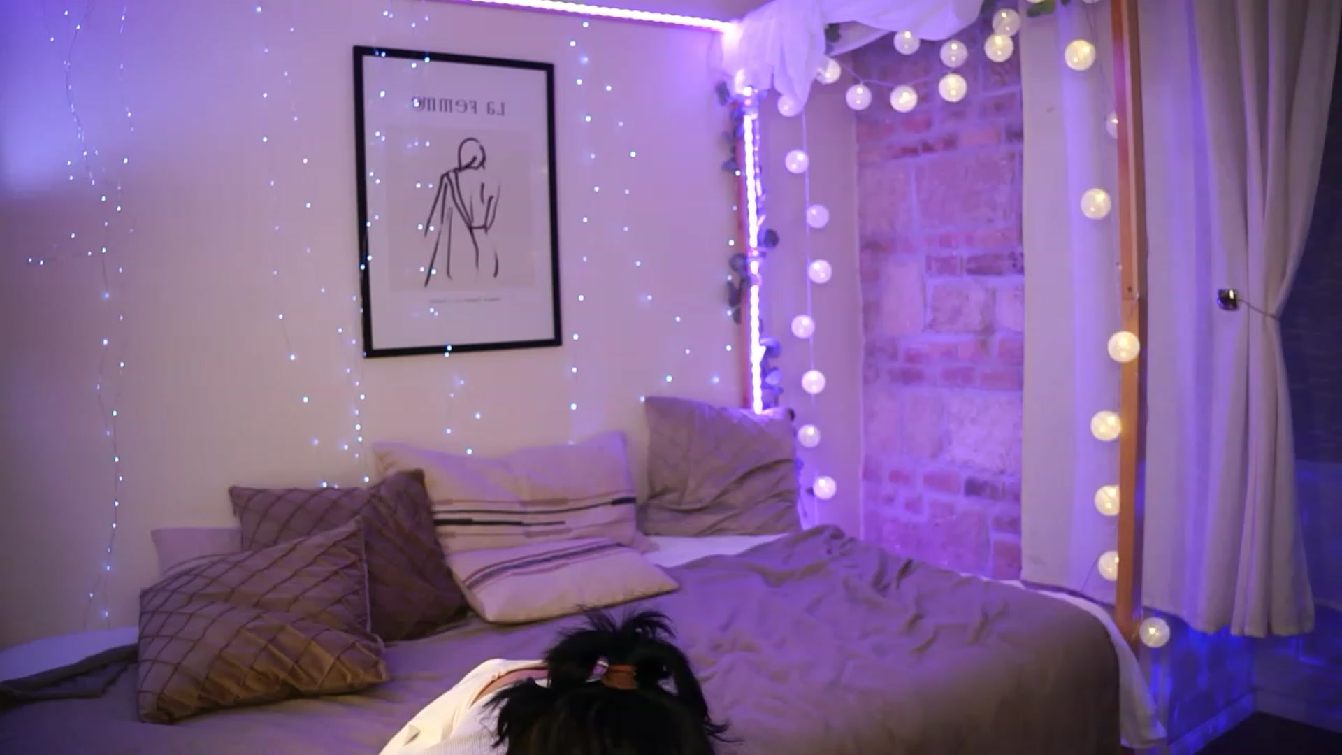 Gallery image thumbnail from Naomii18's myfreecams stream on, 12/08/2023, 20:35 image 10 of 20