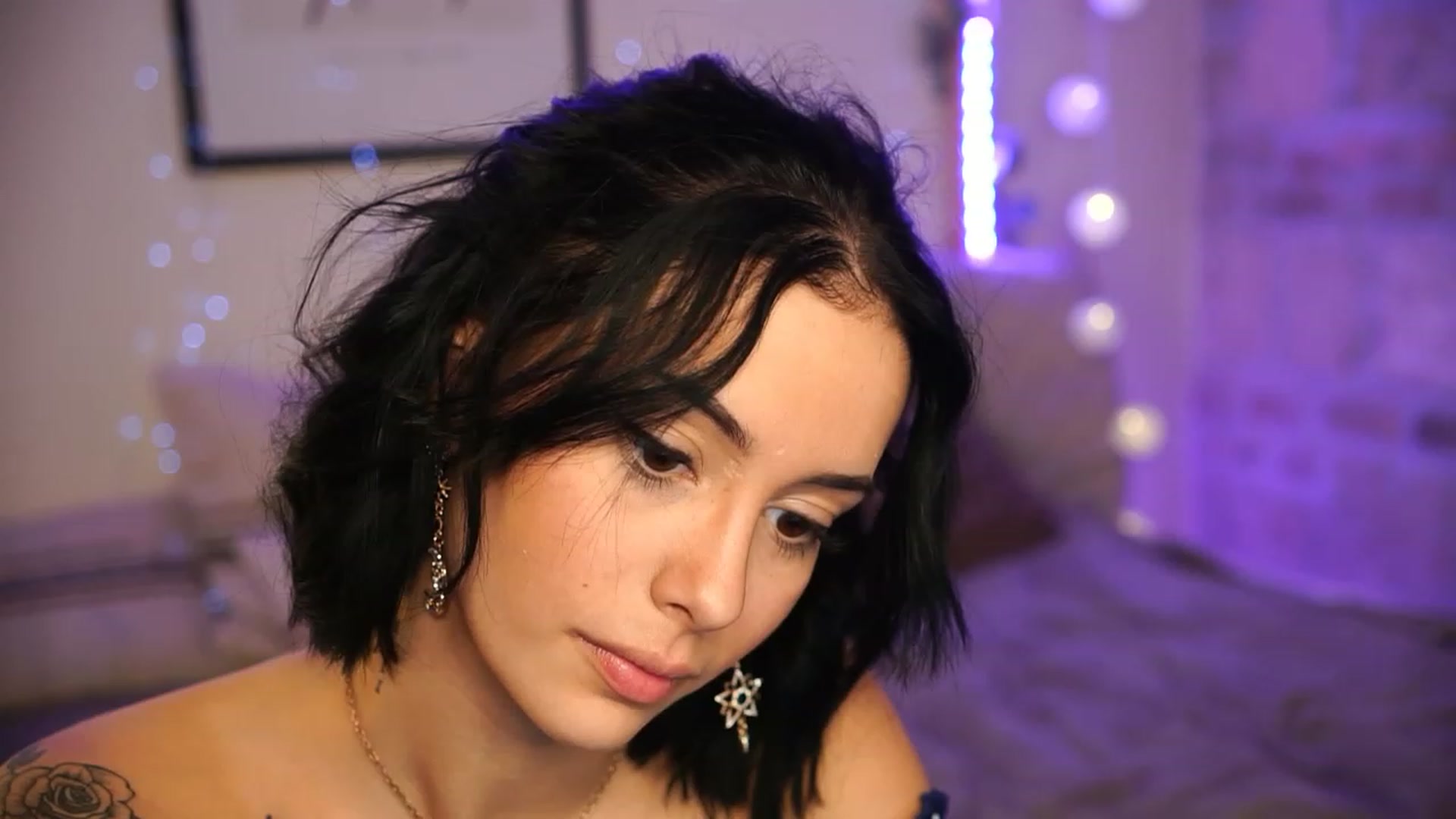 Gallery image thumbnail from Naomii18's myfreecams stream on, 12/09/2023, 16:07 image 11 of 20