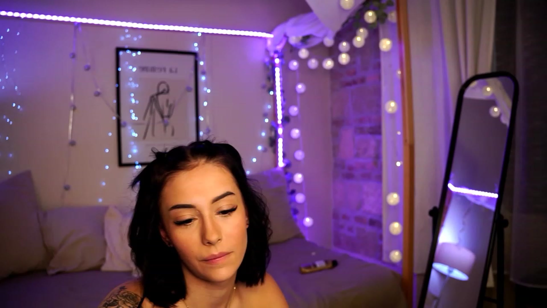 Gallery image thumbnail from Naomii18's myfreecams stream on, 12/29/2023, 14:49 image 20 of 20