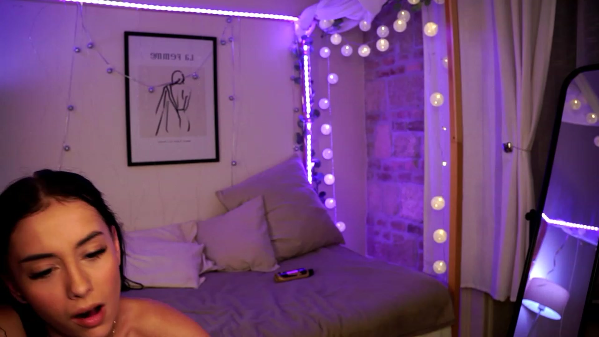 Gallery image thumbnail from Naomii18's myfreecams stream on, 01/02/2024, 20:14 image 18 of 20